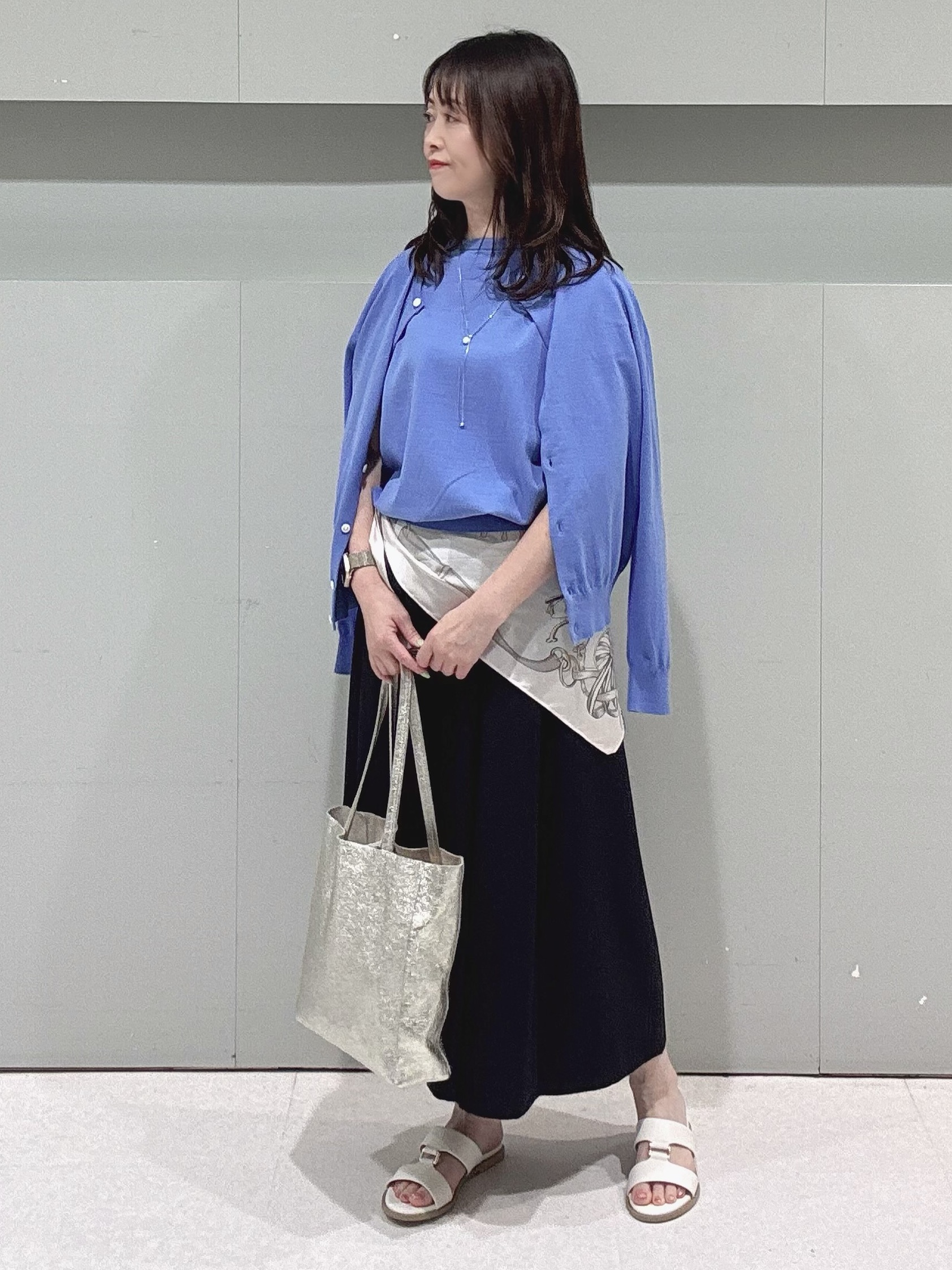 makiさんの「UNTITLED｜◆【9色展開/アンサンブル可】コットンクルーネックカーディガン」を使ったコーディネート