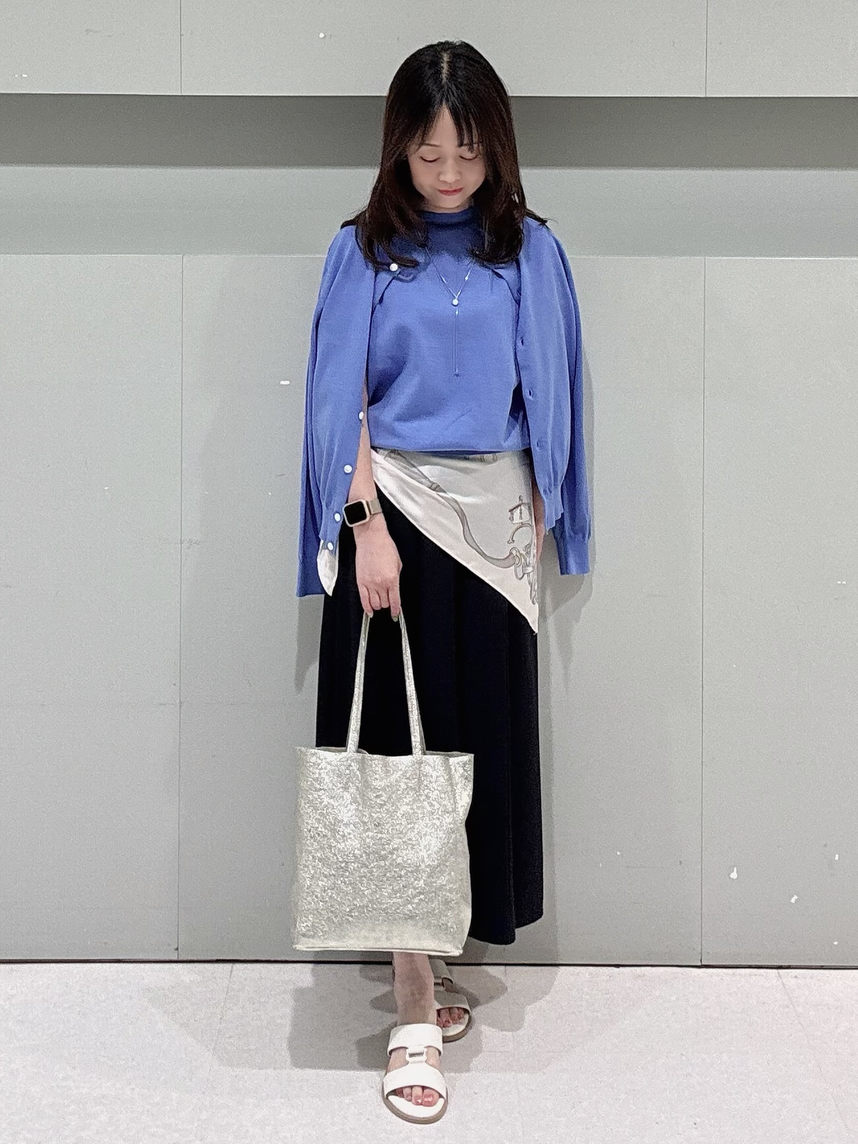 makiさんの「UNTITLED｜◆【9色展開/アンサンブル可】コットンクルーネックカーディガン」を使ったコーディネート
