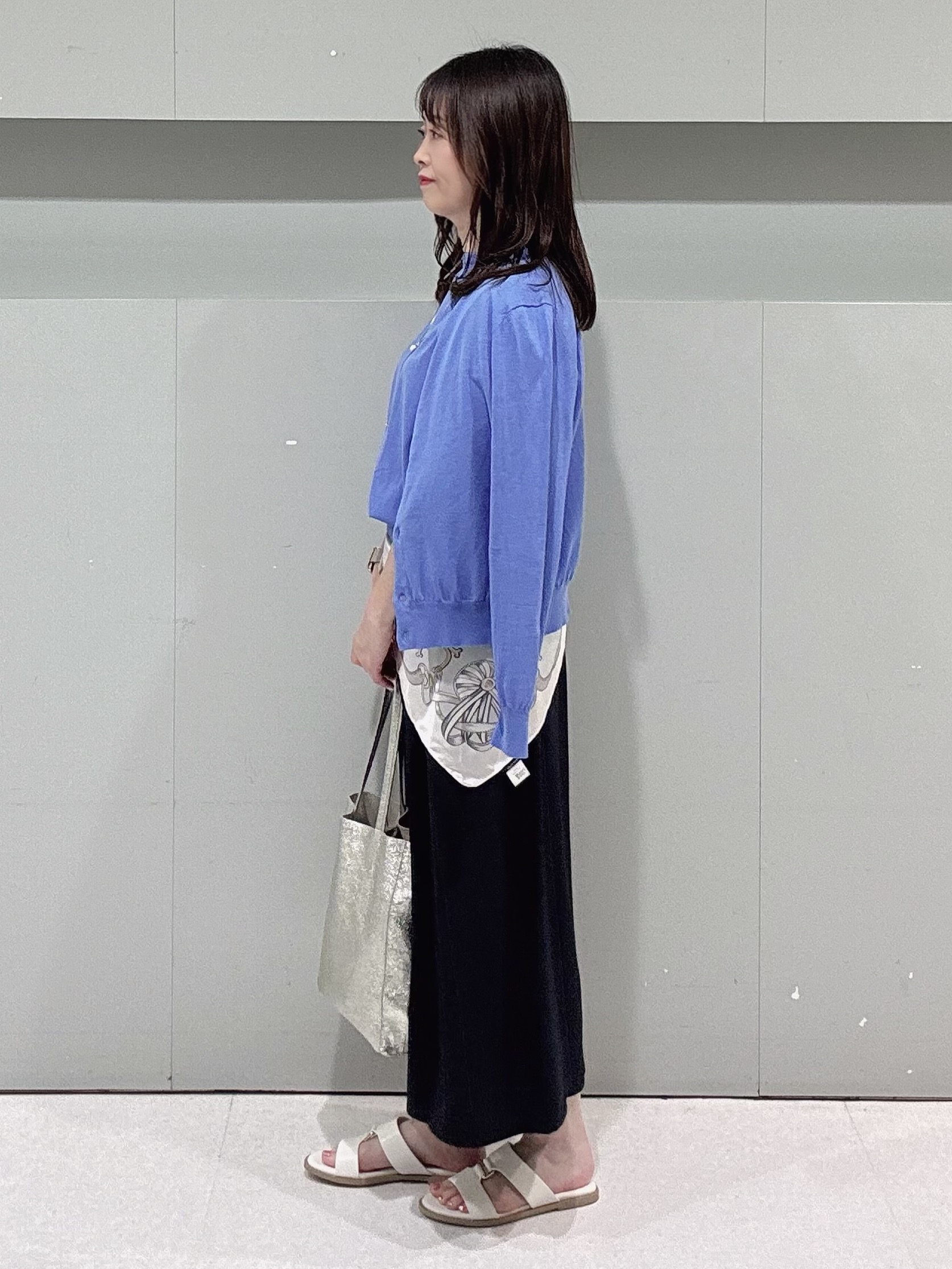 makiさんの「UNTITLED｜◆【9色展開/アンサンブル可】コットンクルーネックカーディガン」を使ったコーディネート