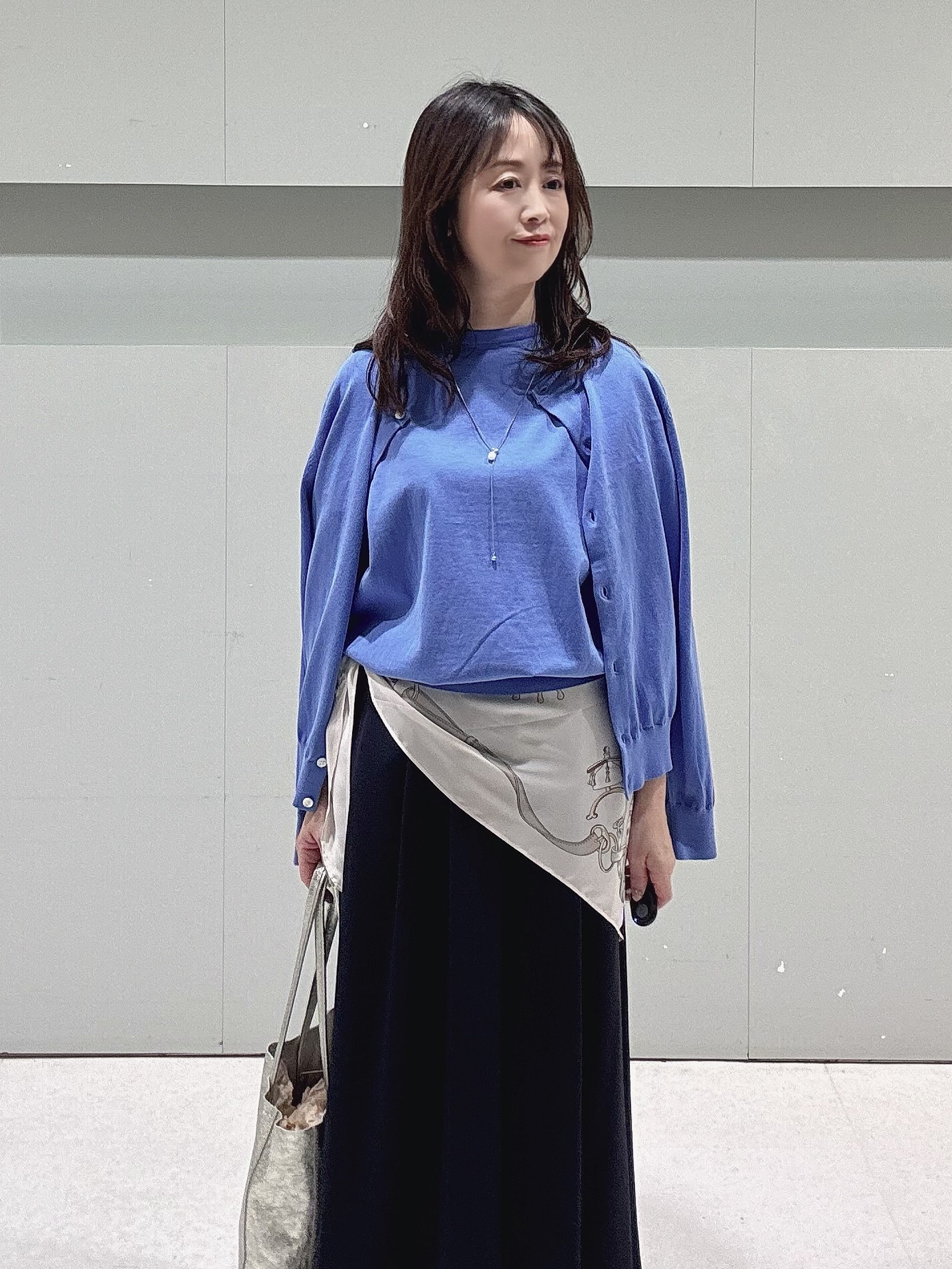 makiさんの「UNTITLED｜◆【9色展開/アンサンブル可】コットンクルーネックカーディガン」を使ったコーディネート