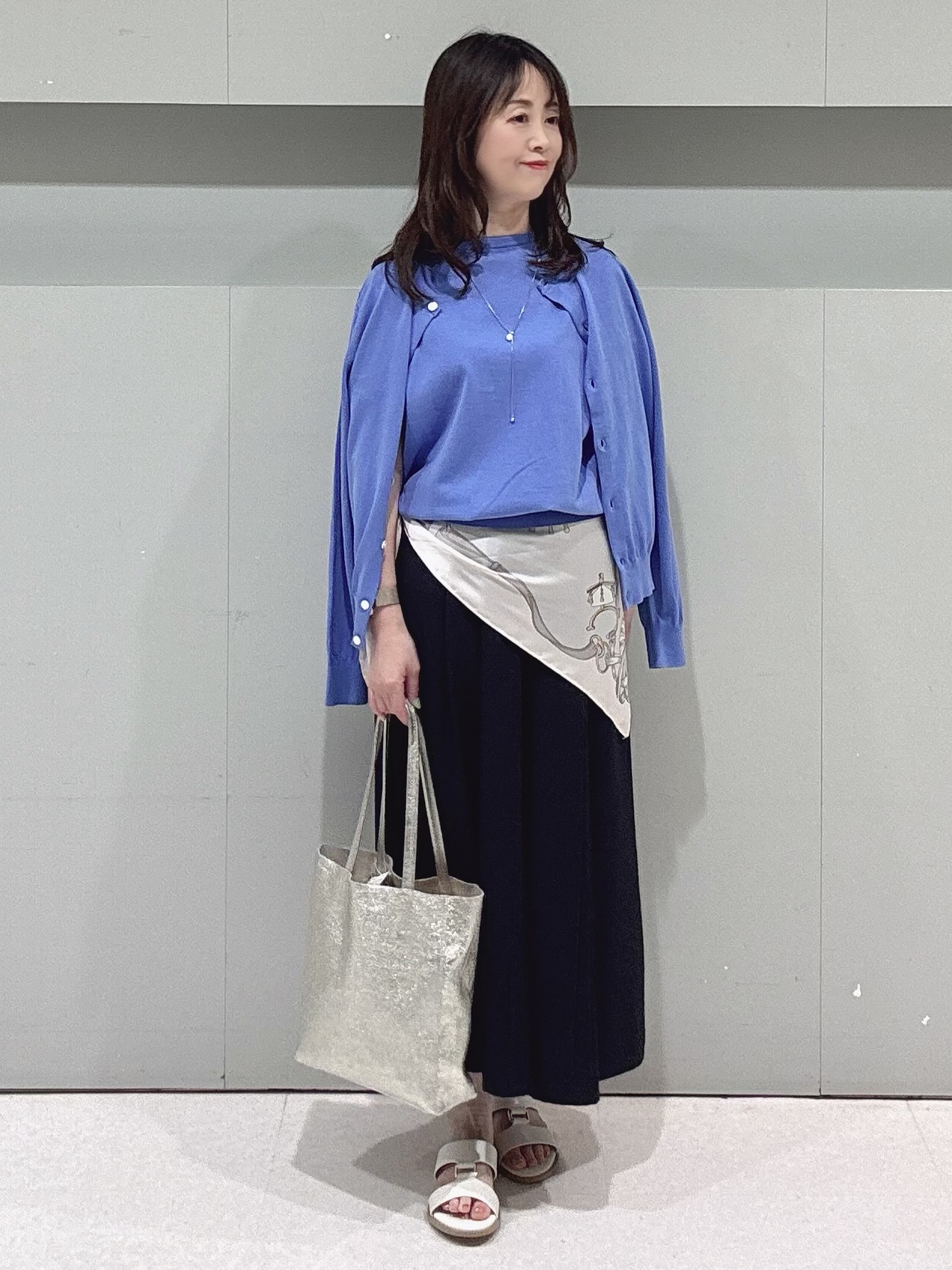makiさんの「UNTITLED｜◆【9色展開/アンサンブル可】コットンクルーネックカーディガン」を使ったコーディネート