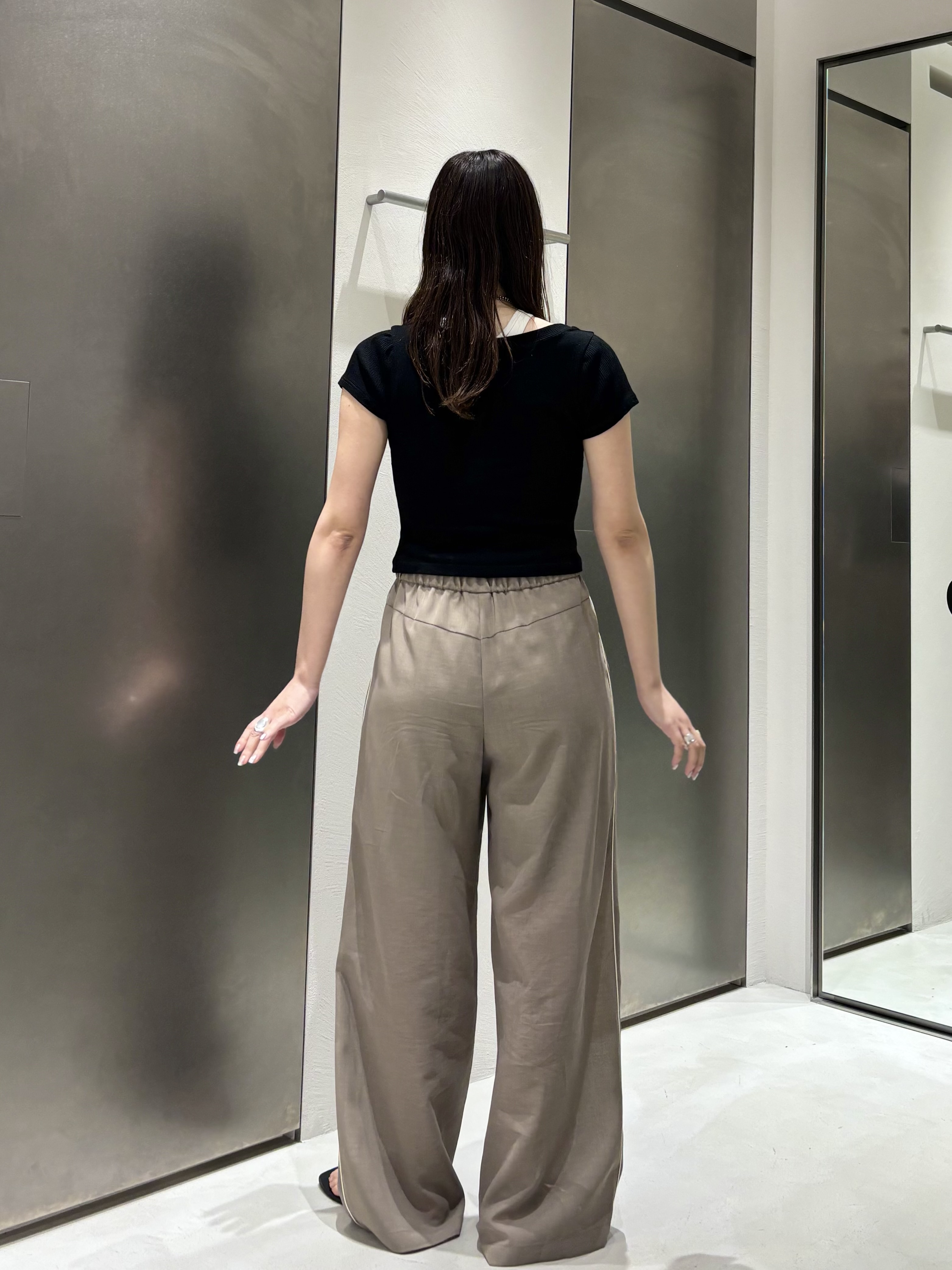 iwamiさんの「CODE A｜M everyday rib button tee」を使ったコーディネート
