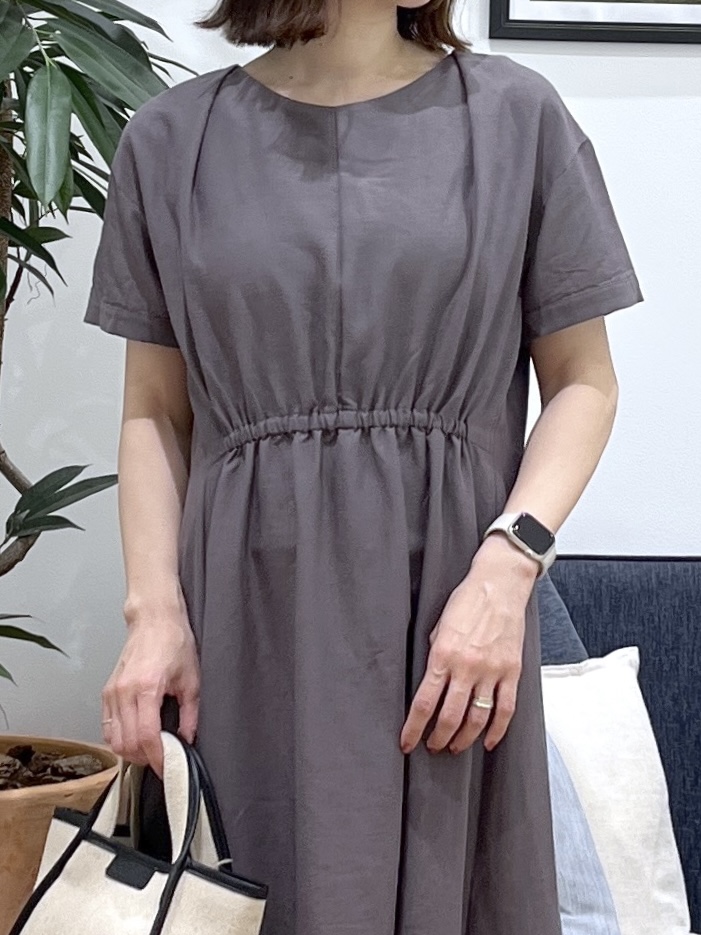 canaさんの「Dessin｜【洗える】ウエストギャザーリネン混ワンピース」を使ったコーディネート