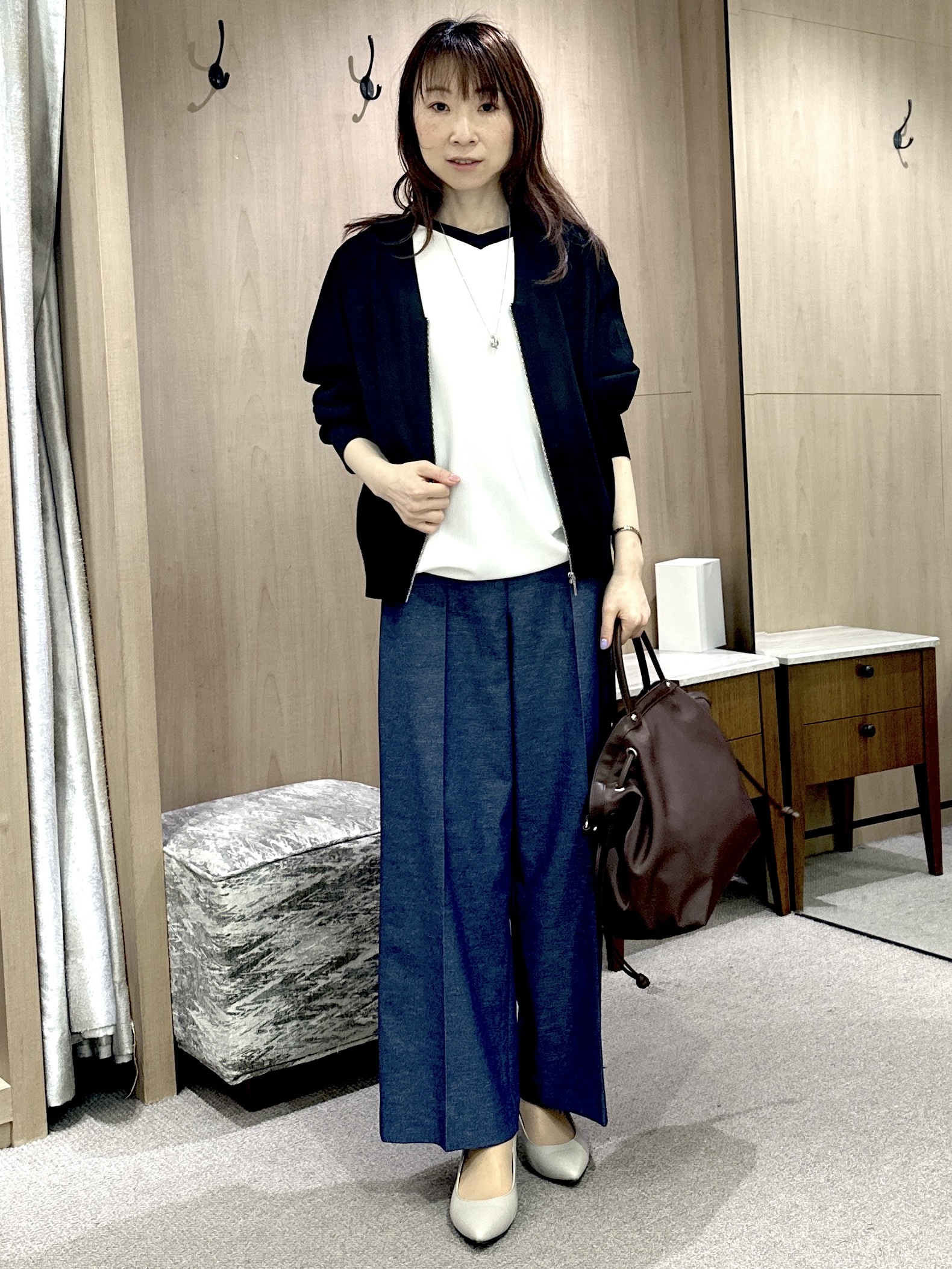 Miwaさんの「UNTITLED｜【アンサンブル可/日除け・冷房対策】シアーレーヨンZIPカーディガン」を使ったコーディネート