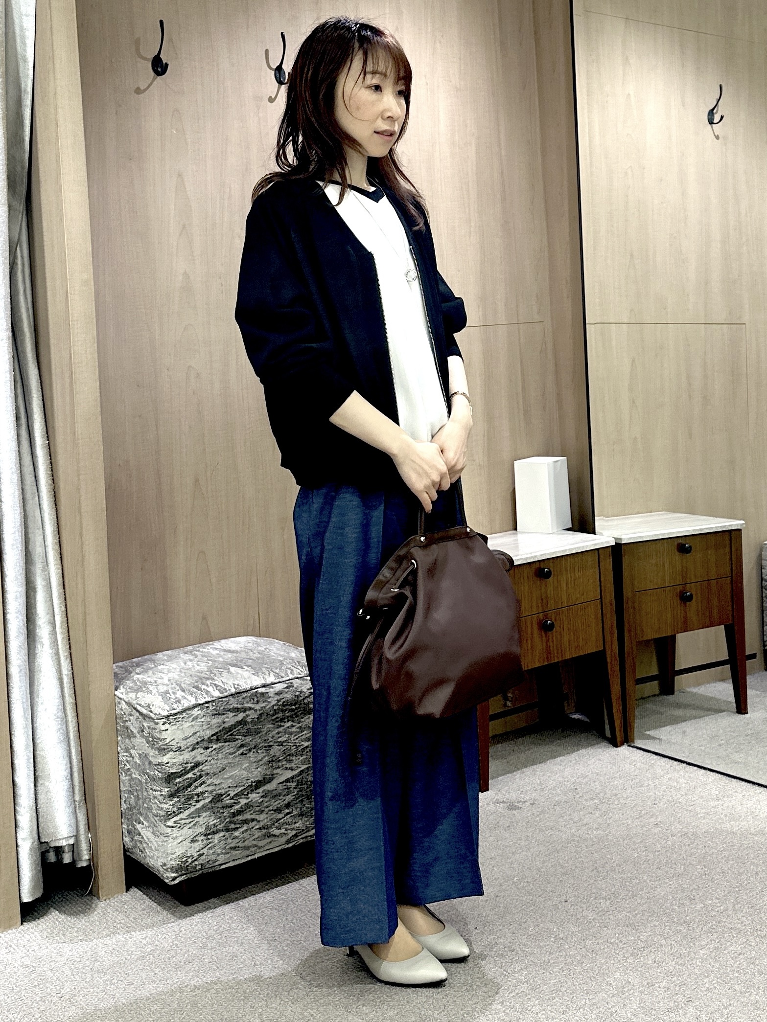 Miwaさんの「UNTITLED｜【アンサンブル可/日除け・冷房対策】シアーレーヨンZIPカーディガン」を使ったコーディネート