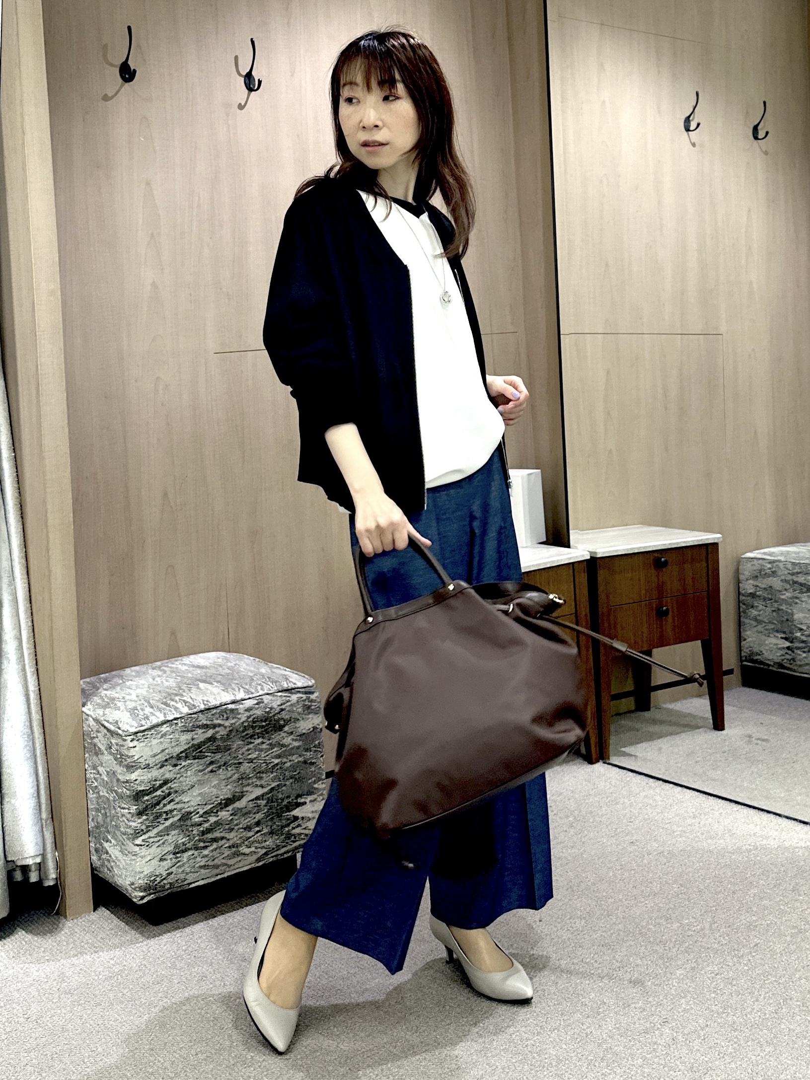 Miwaさんの「UNTITLED｜【アンサンブル可/日除け・冷房対策】シアーレーヨンZIPカーディガン」を使ったコーディネート