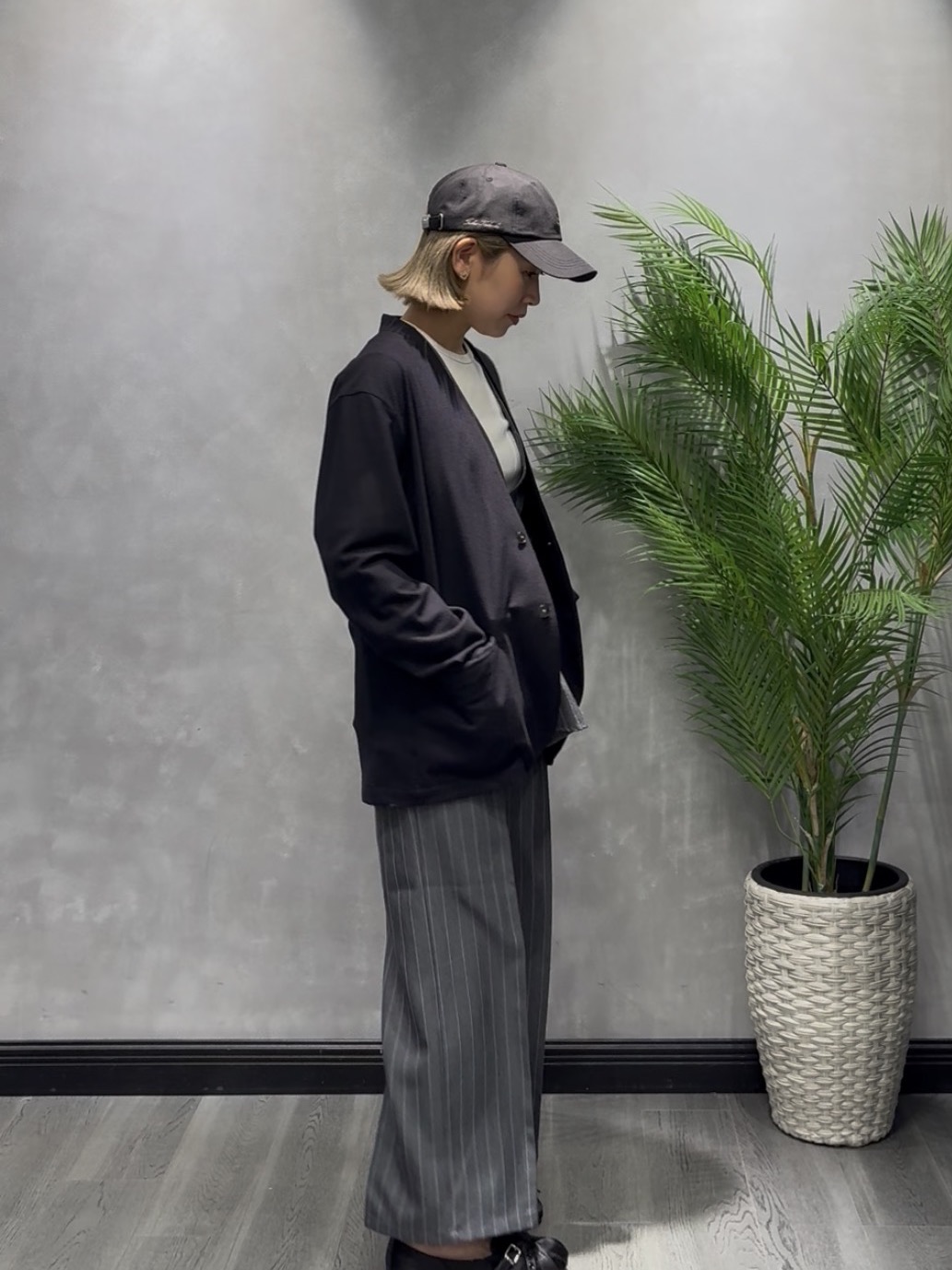 s___sさんの「TAKEO KIKUCHI｜【抗菌防臭】バーズアイメッシュノーカラージャケット」を使ったコーディネート