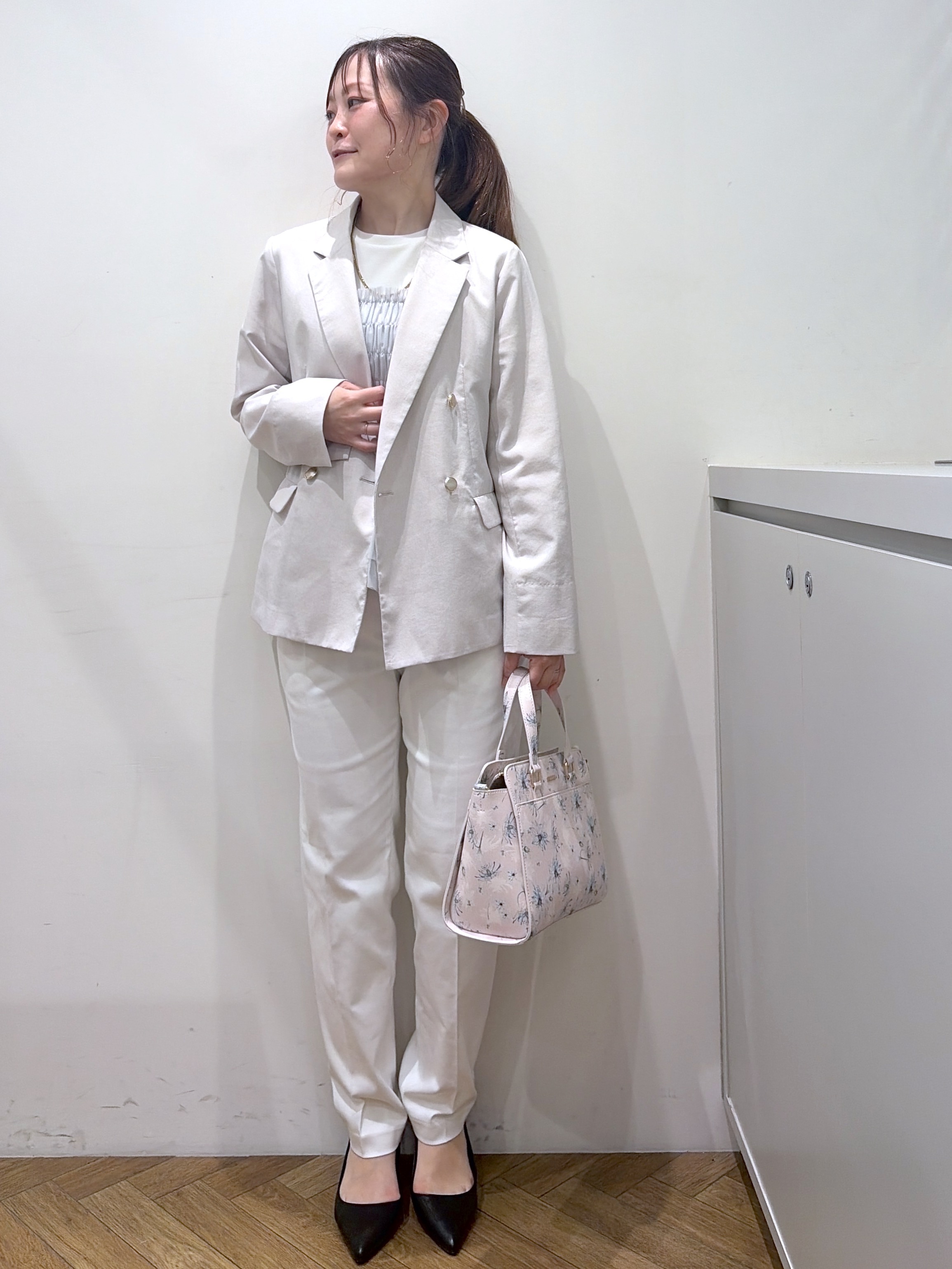 Junさんの「index｜《再入荷》ダブルブレストテーラードジャケット【接触冷感／吸水速乾／イージーアイロン／防シワ／洗濯機O」を使ったコーディネート