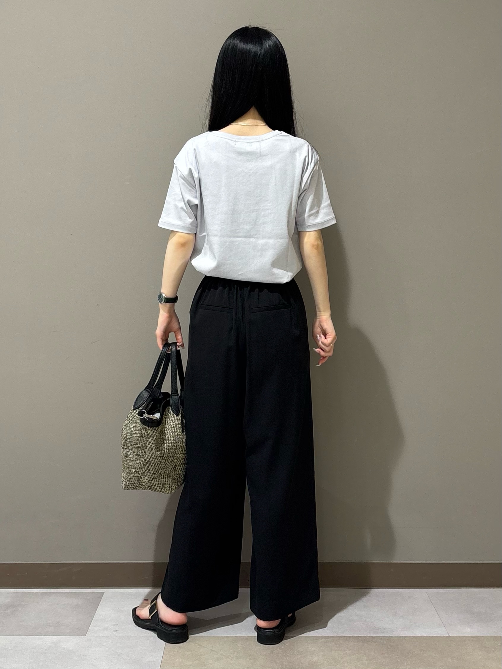 KEIKOさんの「INDIVI｜【接触冷感／透湿／着る日傘】ドルマンダブルジャケット」を使ったコーディネート