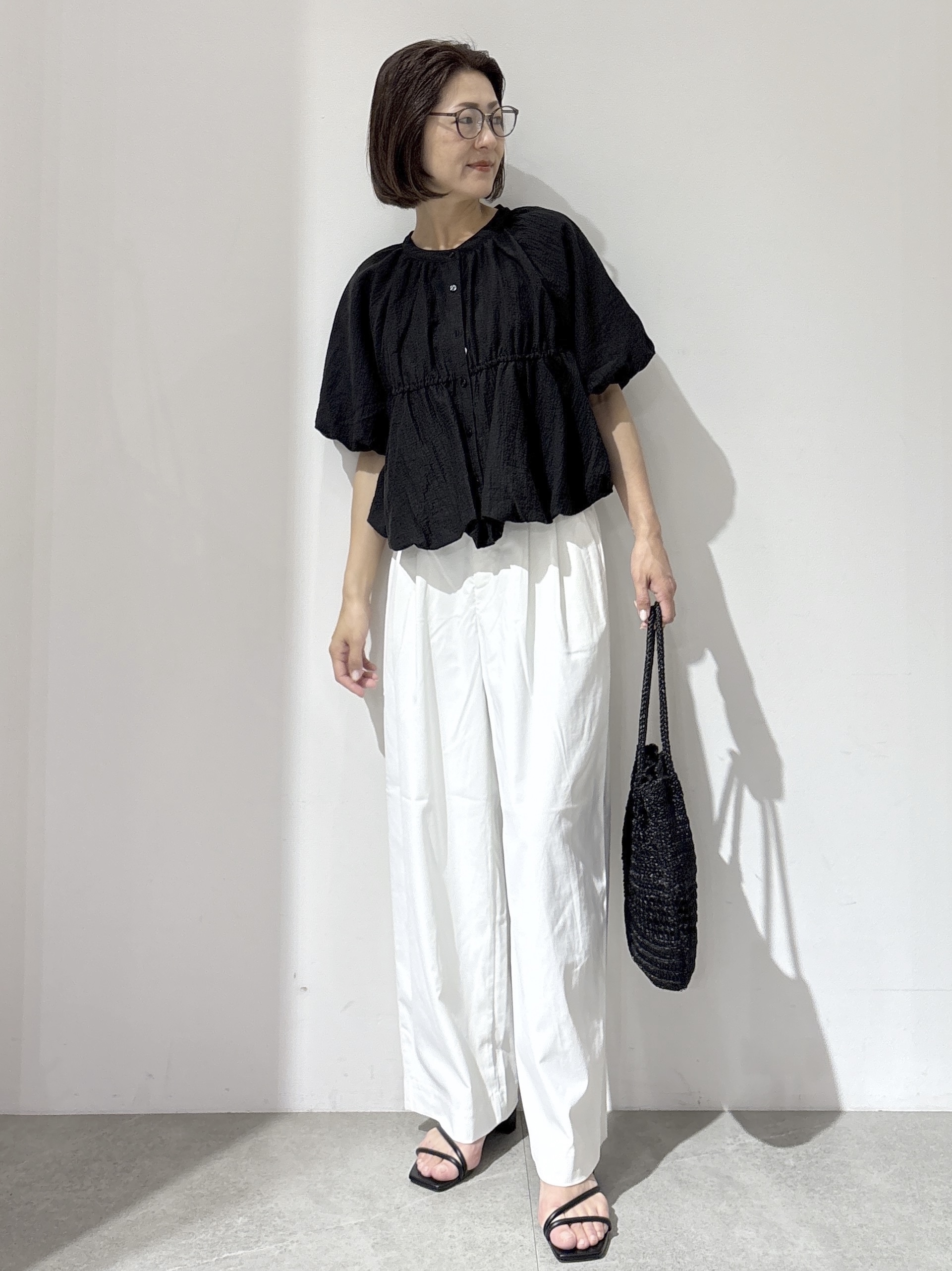 NAKAさんの「OPAQUE.CLIP｜バルーンデザインブラウス【洗濯機OK】」を使ったコーディネート