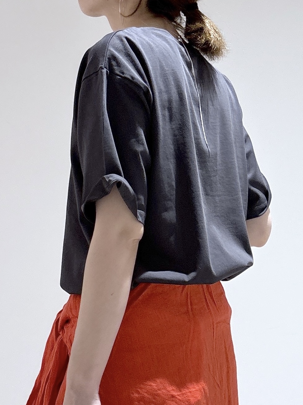 はなさんの「OPAQUE.CLIP｜ロゴプリントアソートTシャツ【洗濯機OK】」を使ったコーディネート