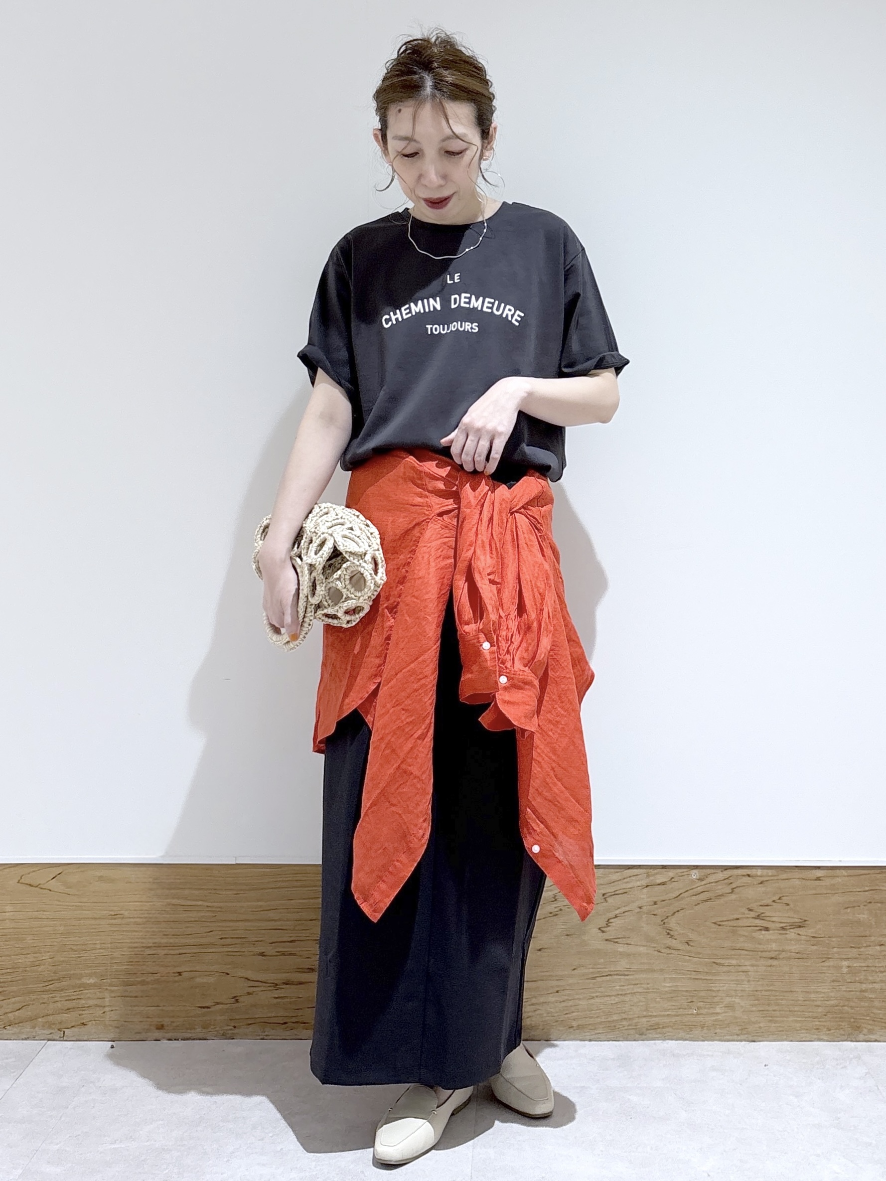 はなさんの「OPAQUE.CLIP｜ロゴプリントアソートTシャツ【洗濯機OK】」を使ったコーディネート