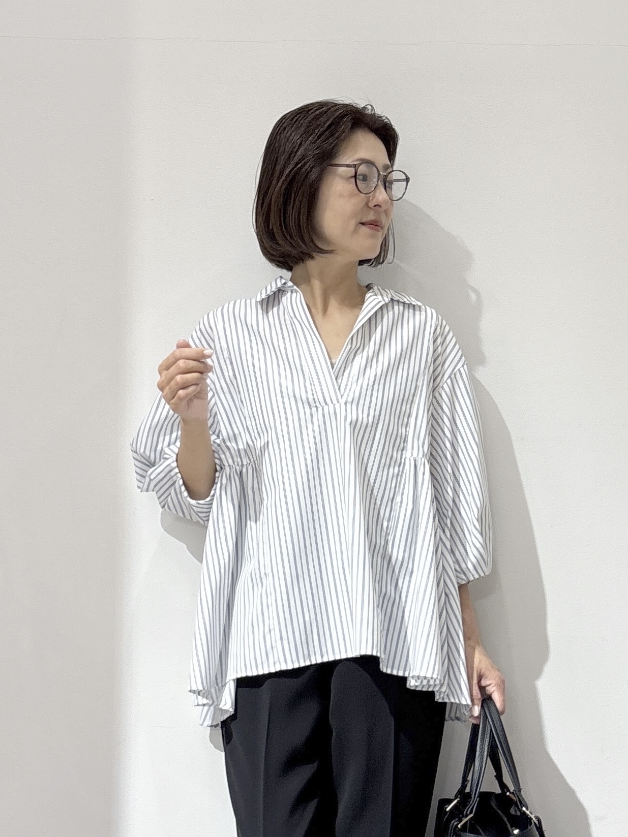 NAKAさんの「OPAQUE.CLIP｜スキッパーペプラムブラウス【洗濯機OK】」を使ったコーディネート
