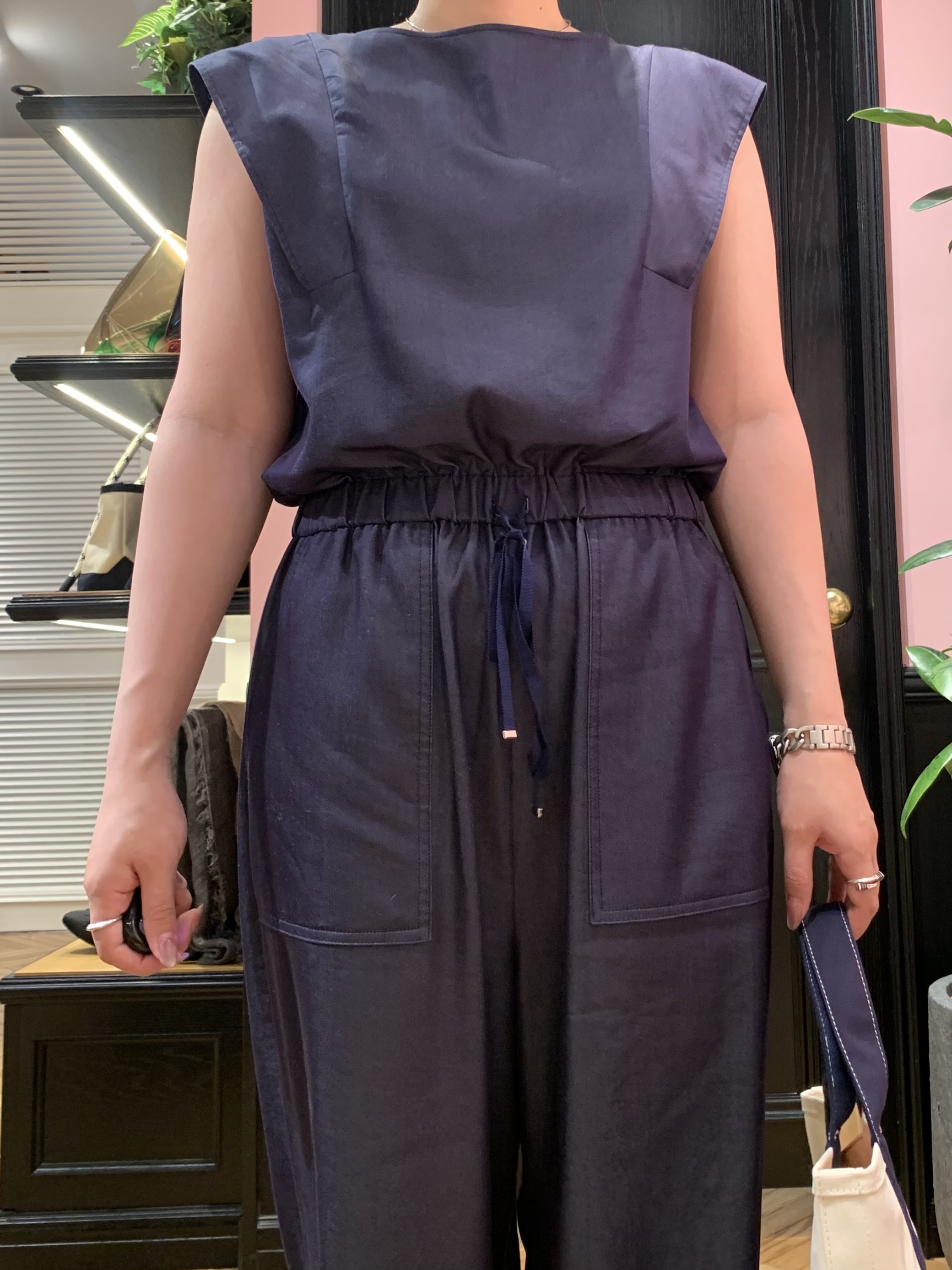 SAKAIさんの「DRESSTERIOR｜キャンバスミニトート」を使ったコーディネート