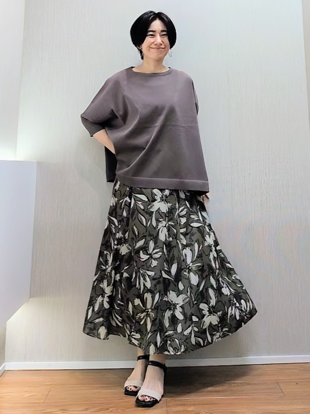 ミズタさんの「UNTITLED｜【アンサンブル可/洗える】シアーレーヨンニット」を使ったコーディネート