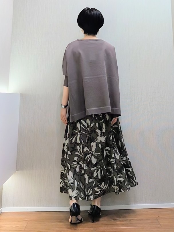 ミズタさんの「UNTITLED｜【アンサンブル可/洗える】シアーレーヨンニット」を使ったコーディネート