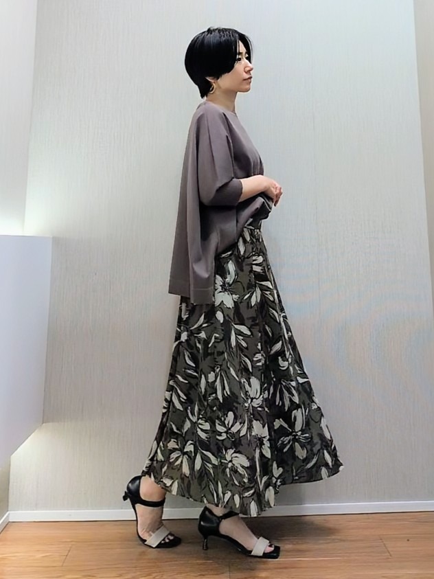 ミズタさんの「UNTITLED｜【アンサンブル可/洗える】シアーレーヨンニット」を使ったコーディネート