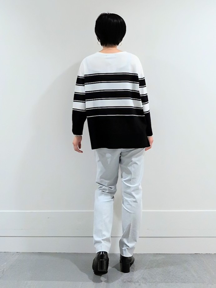ミズタさんの「UNTITLED｜◆【洗える/ゆったり】ボーダーボートネックニット」を使ったコーディネート