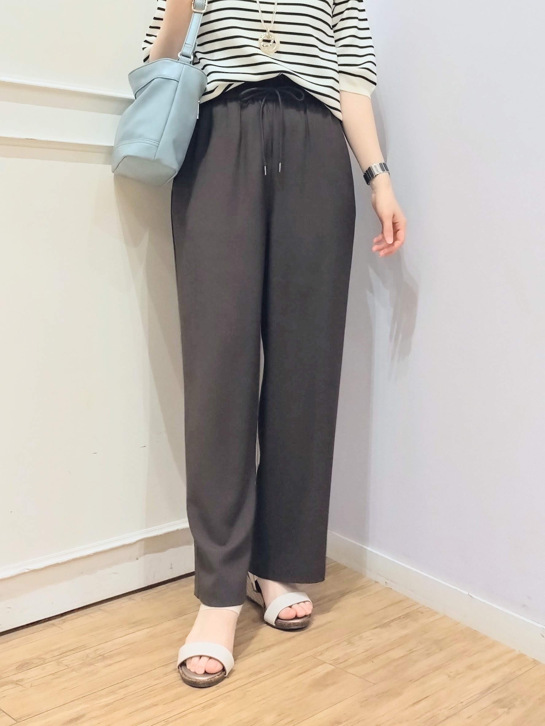 miomioさんの「SHOO･LA･RUE｜【毎日洗える/S-LL/UV】上半身すっきり 二の腕見せない5分袖ニット」を使ったコーディネート