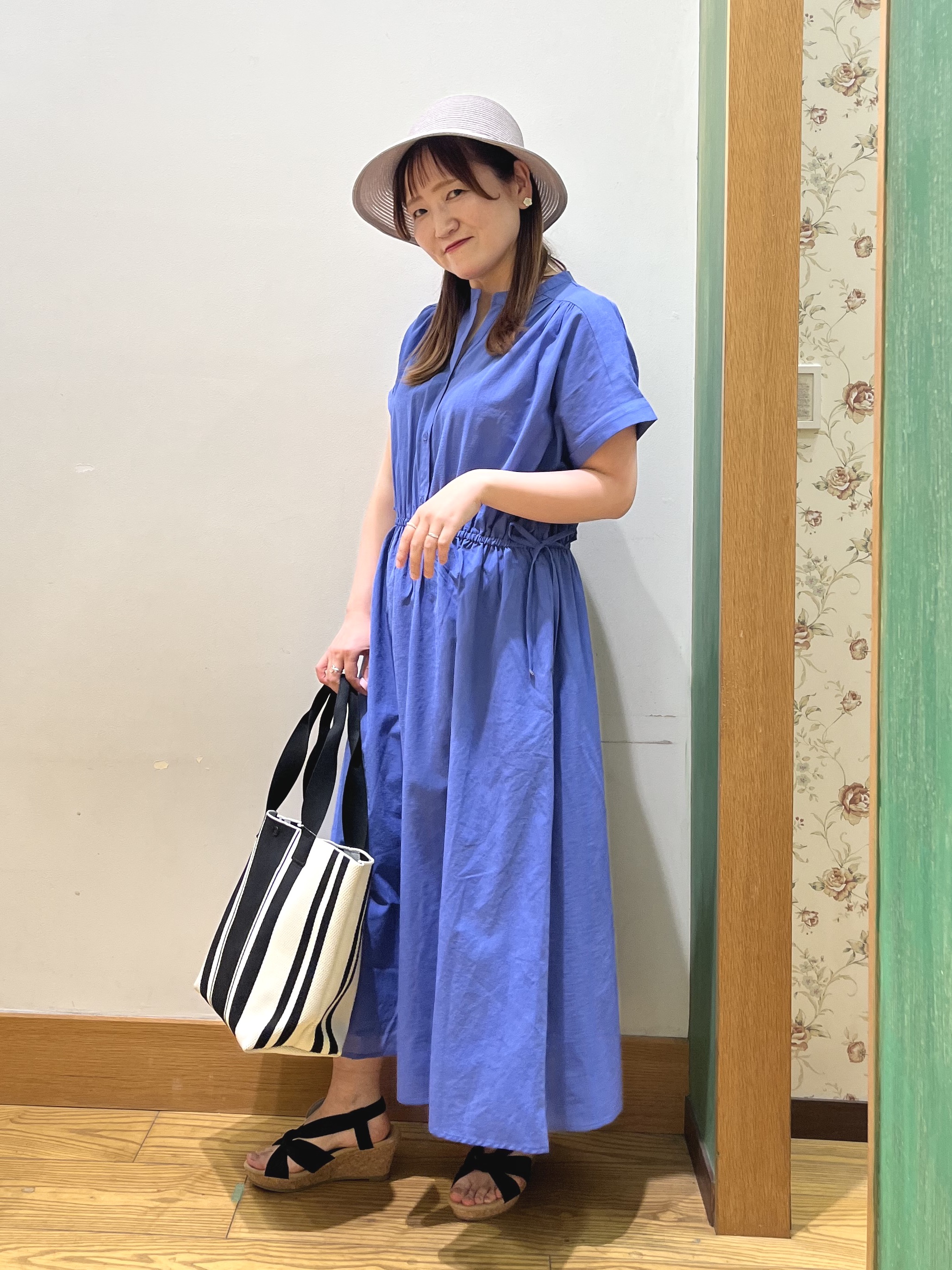 ゆっきーさんの「SHOO･LA･RUE｜【S-LL/UV/吸水速乾/洗濯機可】通気性〇 ギャザーリボンワンピース」を使ったコーディネート