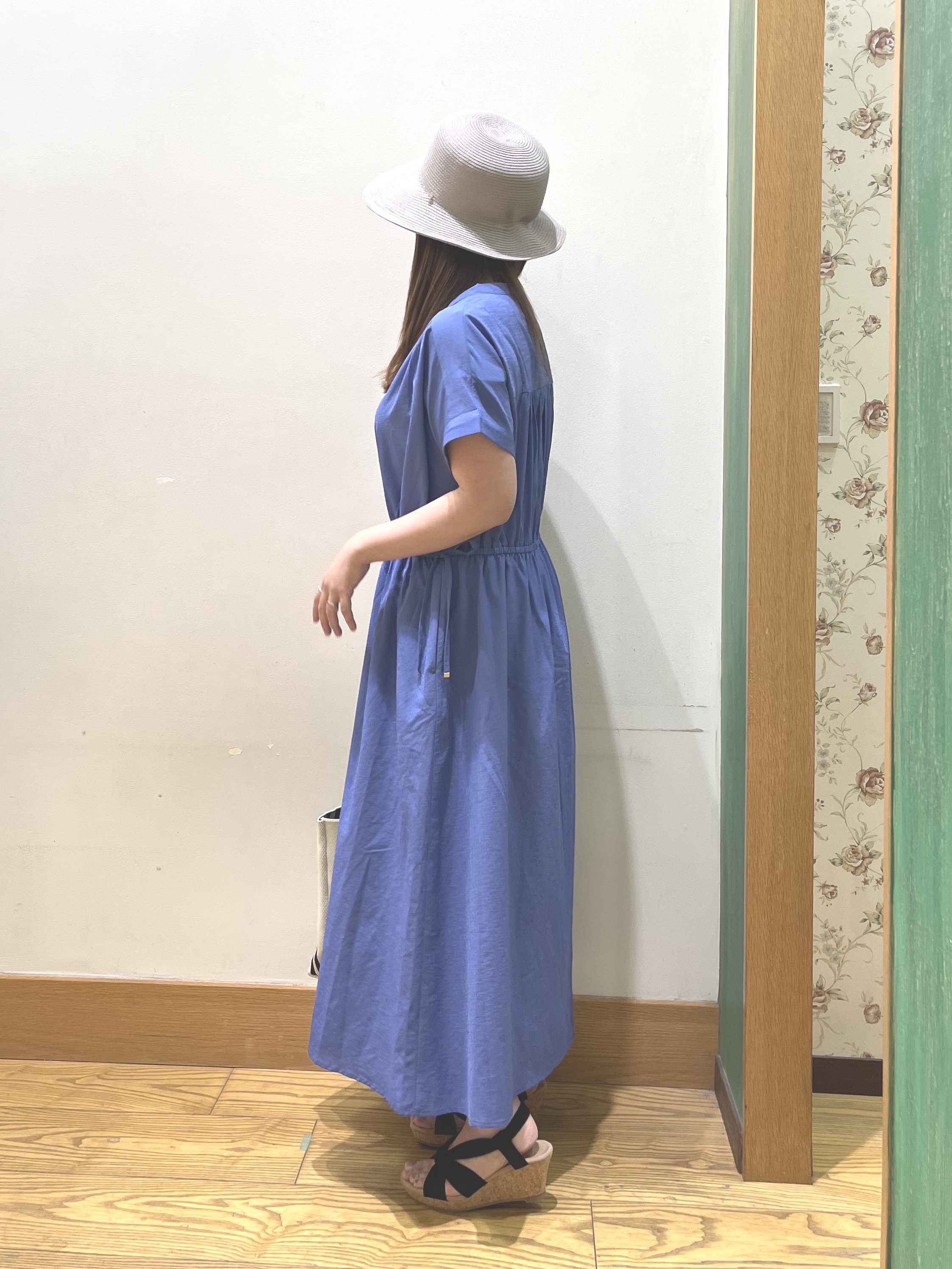 ゆっきーさんの「SHOO･LA･RUE｜【S-LL/UV/吸水速乾/洗濯機可】通気性〇 ギャザーリボンワンピース」を使ったコーディネート
