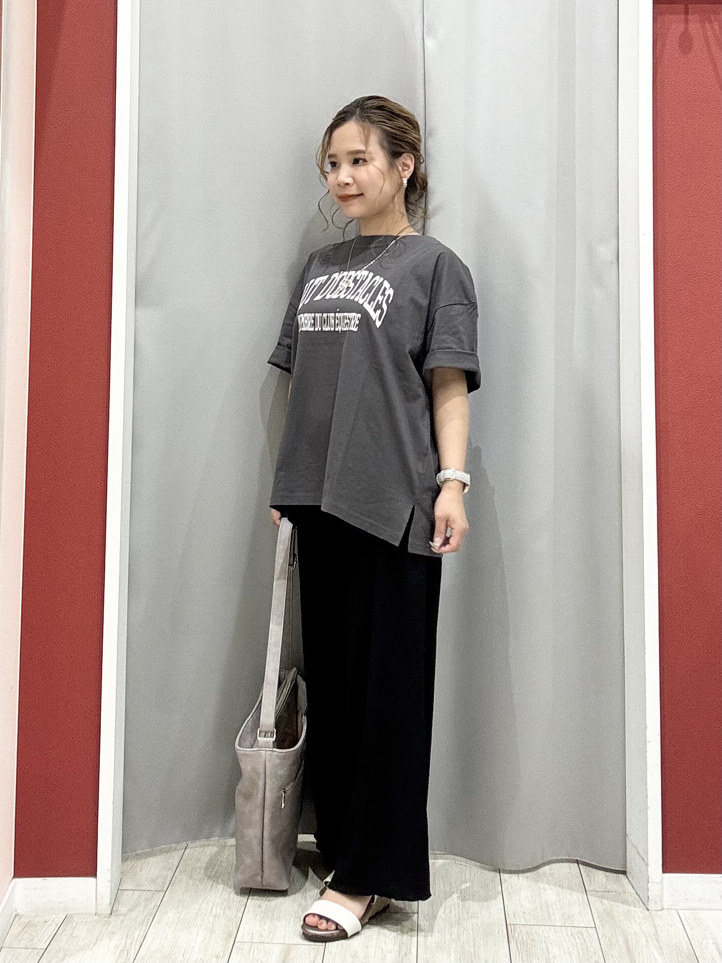 shioさんの「SHOO･LA･RUE｜【体型カバー】ふんわり質感 やわらかこなれシアーシャツ」を使ったコーディネート