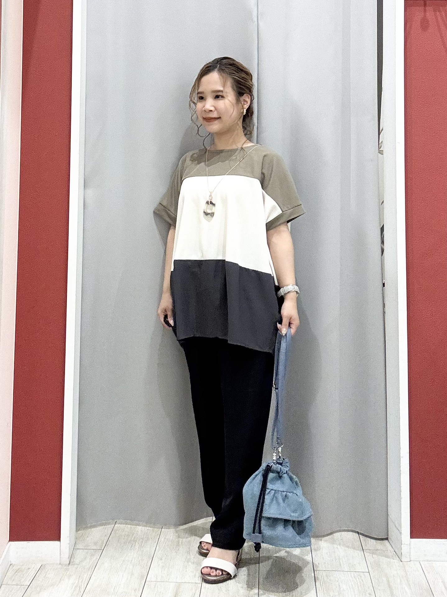 shioさんの「SHOO･LA･RUE｜【S-LL/洗濯機可/体型カバー】インせず着られる 異素材ブロッキング ドルマンＴシャツ」を使ったコーディネート