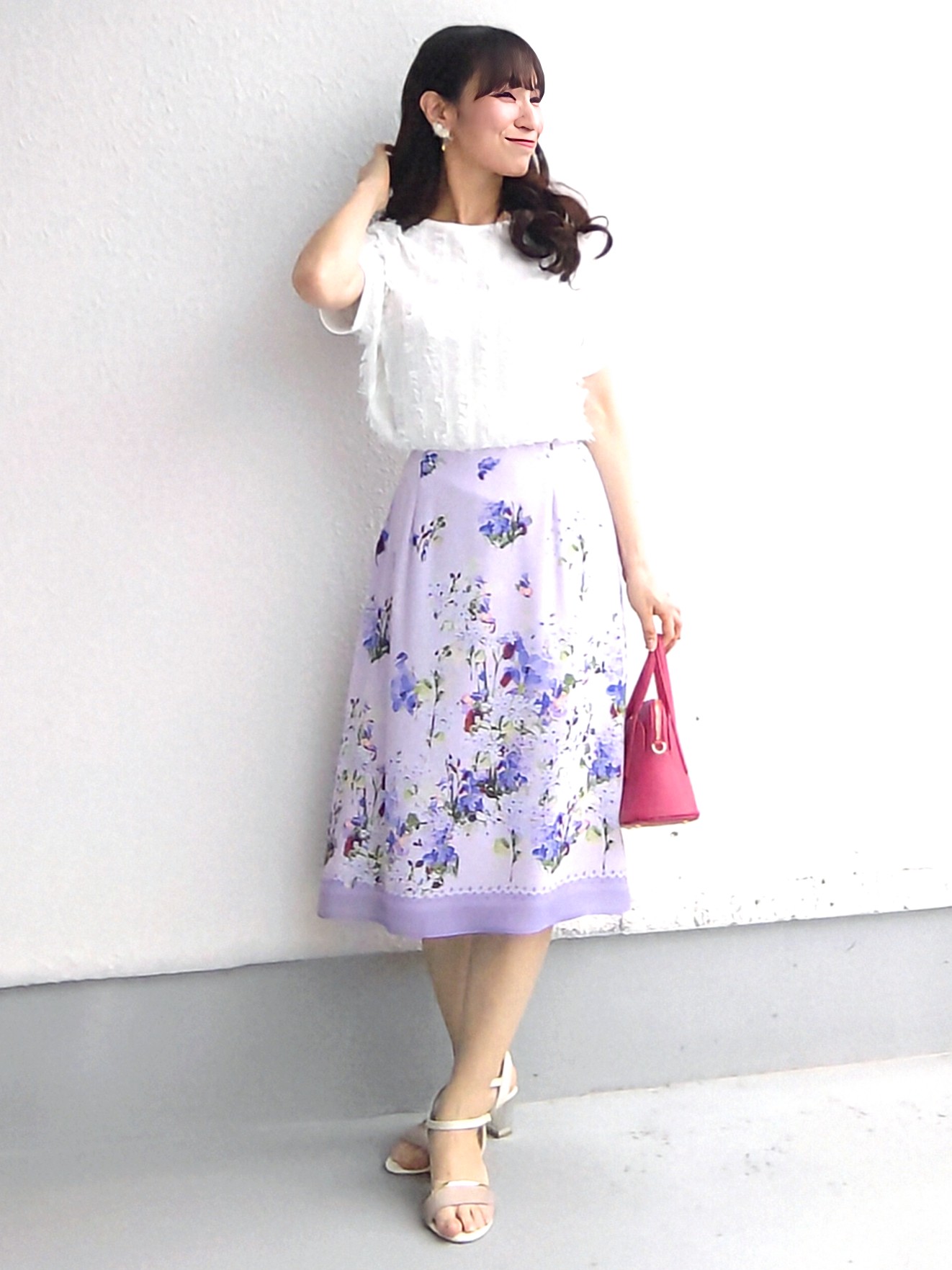 keinaさんの「SunaUna｜多色花柄プリントスカート」を使ったコーディネート
