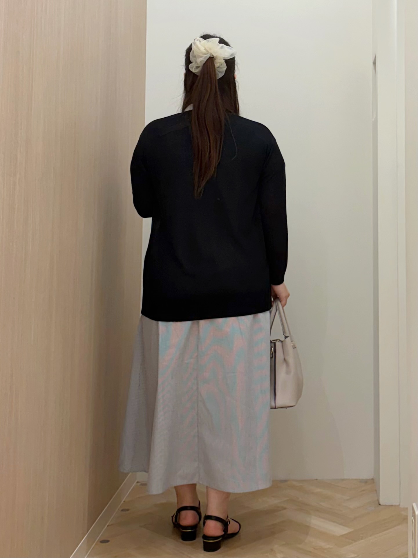akariさんの「grove｜【UVカット】ベーシックロングカーディガン」を使ったコーディネート
