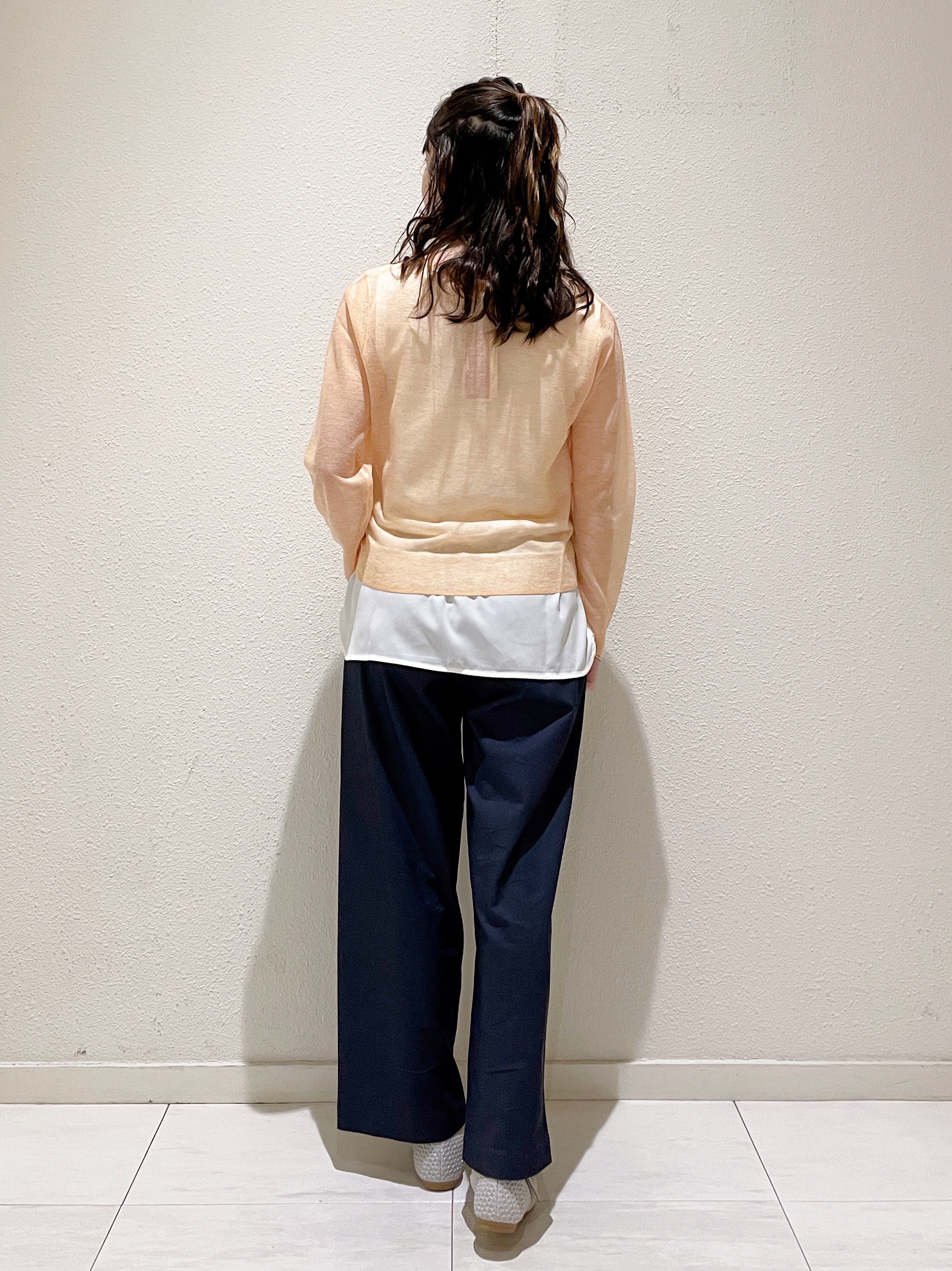 haruさんの「grove｜高評価！【洗える/名品】大人の透け感、シアーカーディガン」を使ったコーディネート