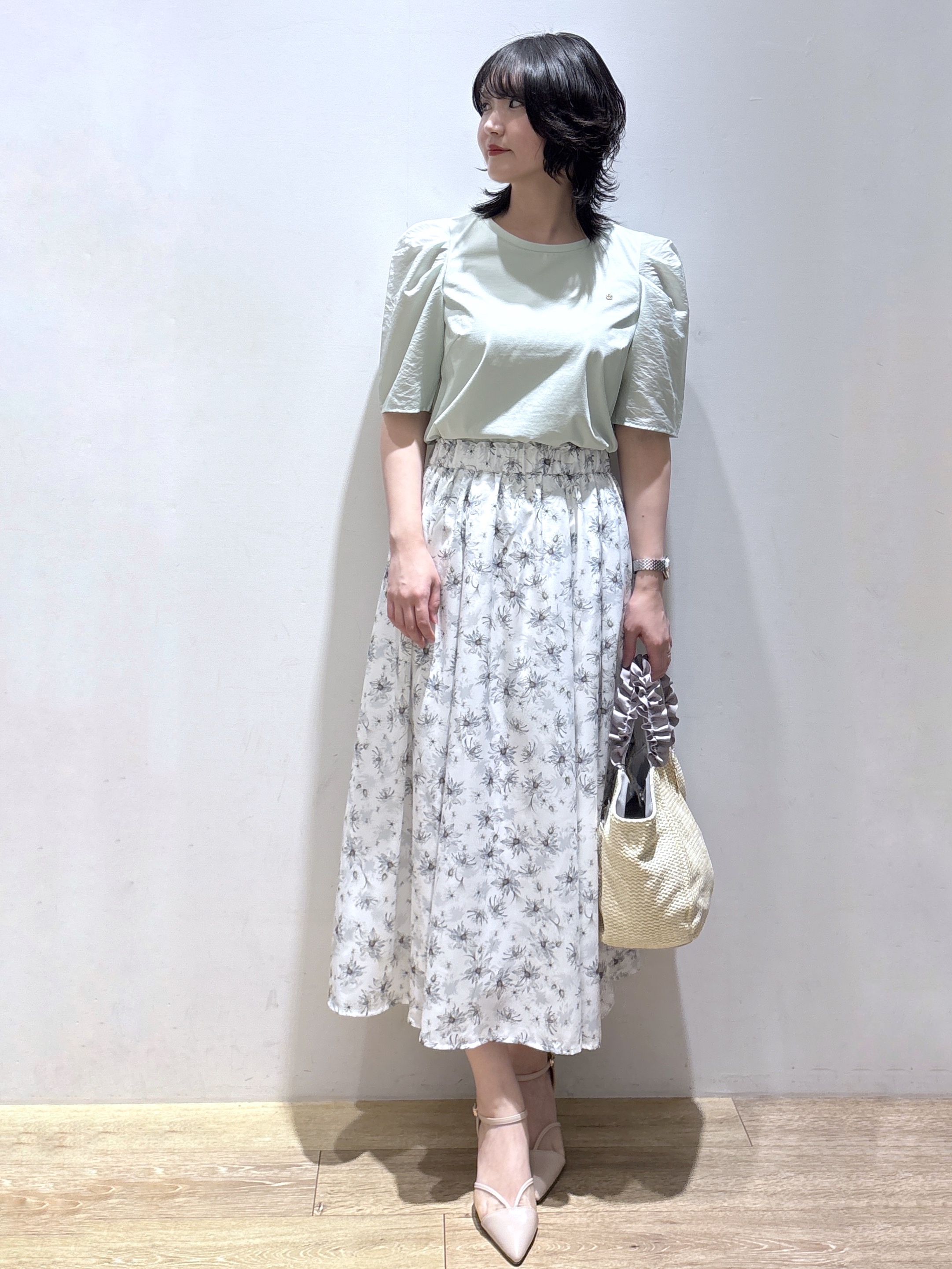 mizukiさんの「index｜【UVケア／接触冷感】シアータックスリーブドッキングTシャツ《洗濯機OK》」を使ったコーディネート