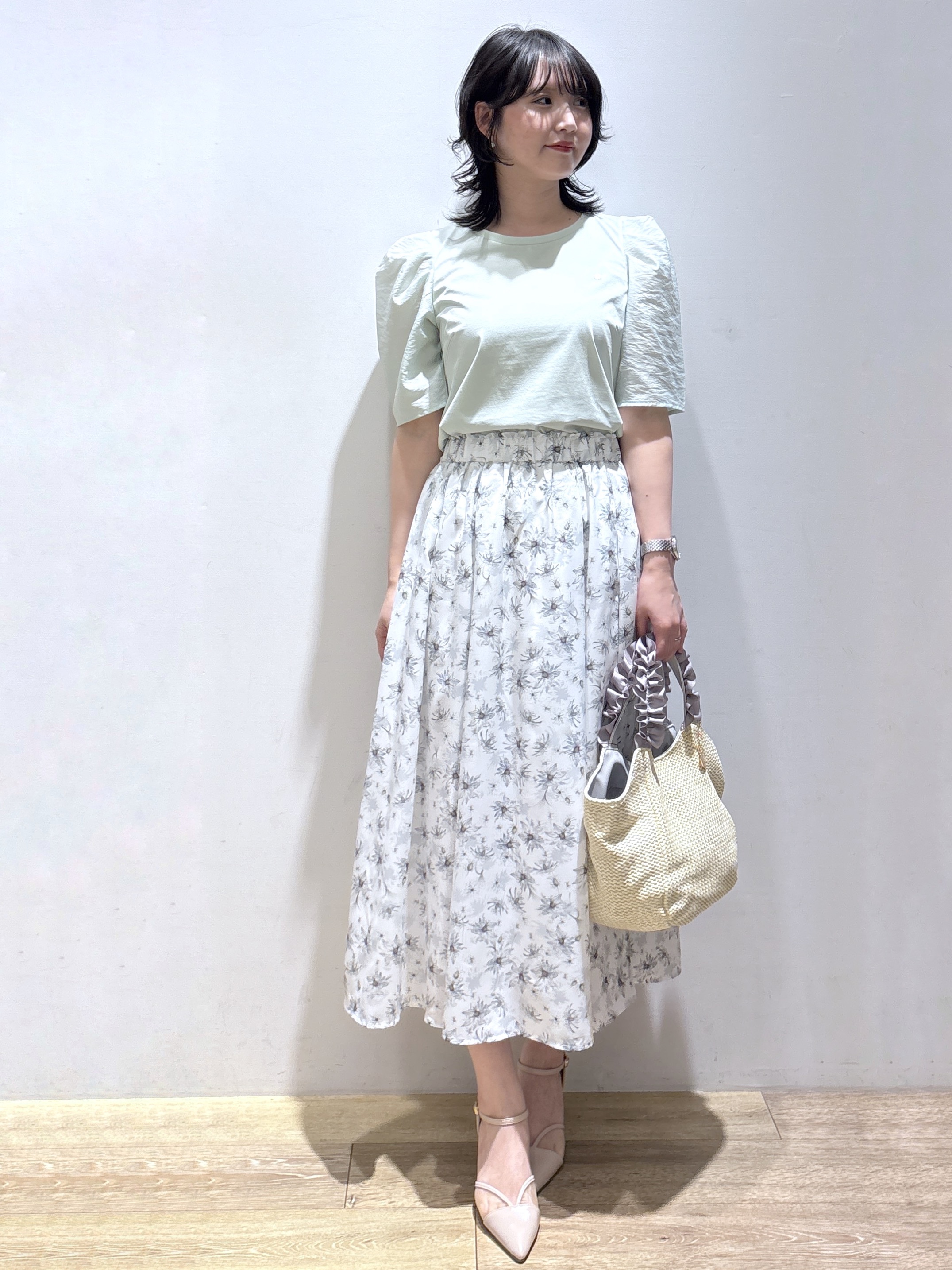 mizukiさんの「index｜【UVケア／接触冷感】シアータックスリーブドッキングTシャツ《洗濯機OK》」を使ったコーディネート
