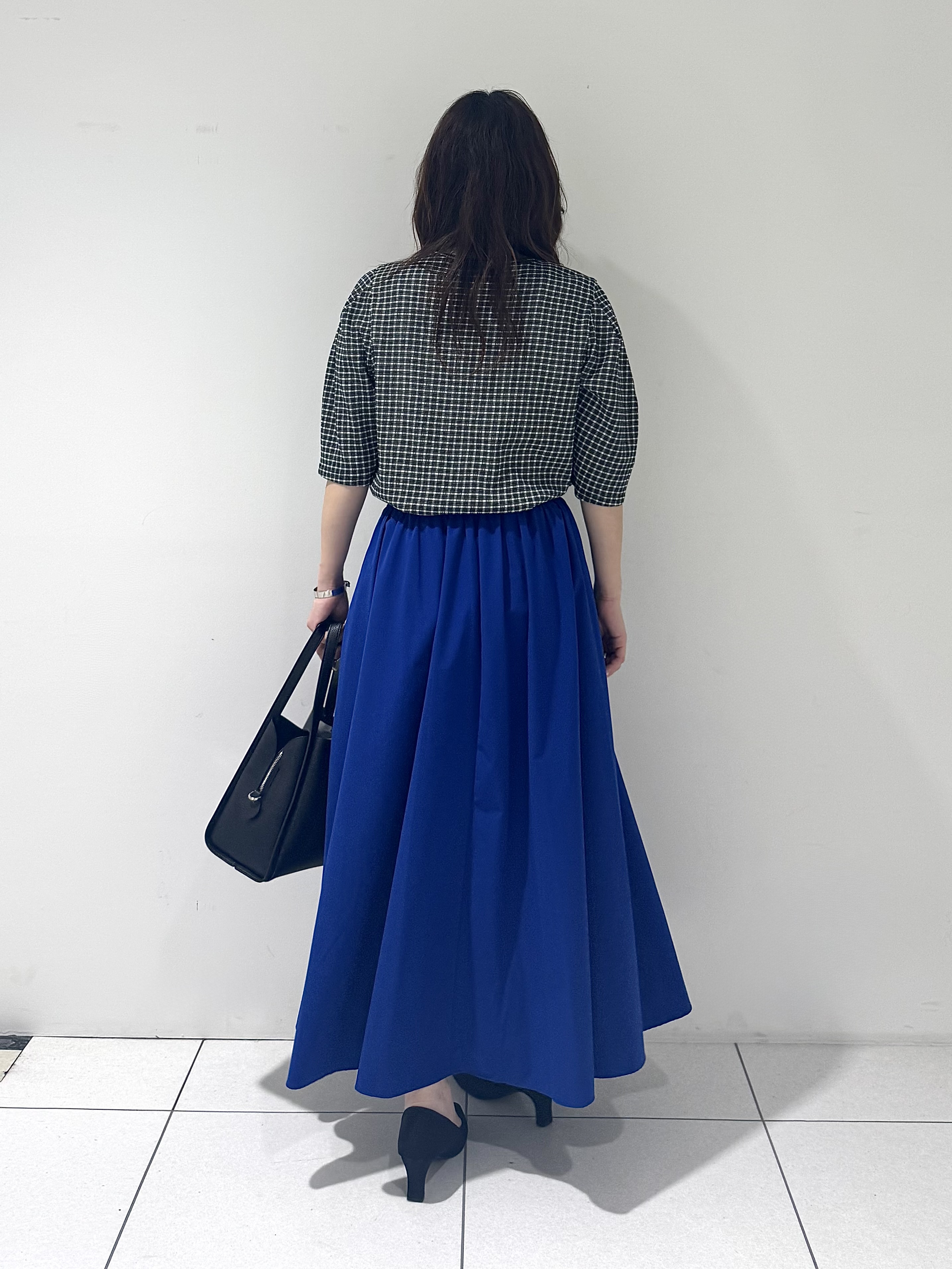 そんさんの「INDIVI｜【UVケア／吸汗速乾】チェック柄タックボリュームスリーブトップス」を使ったコーディネート