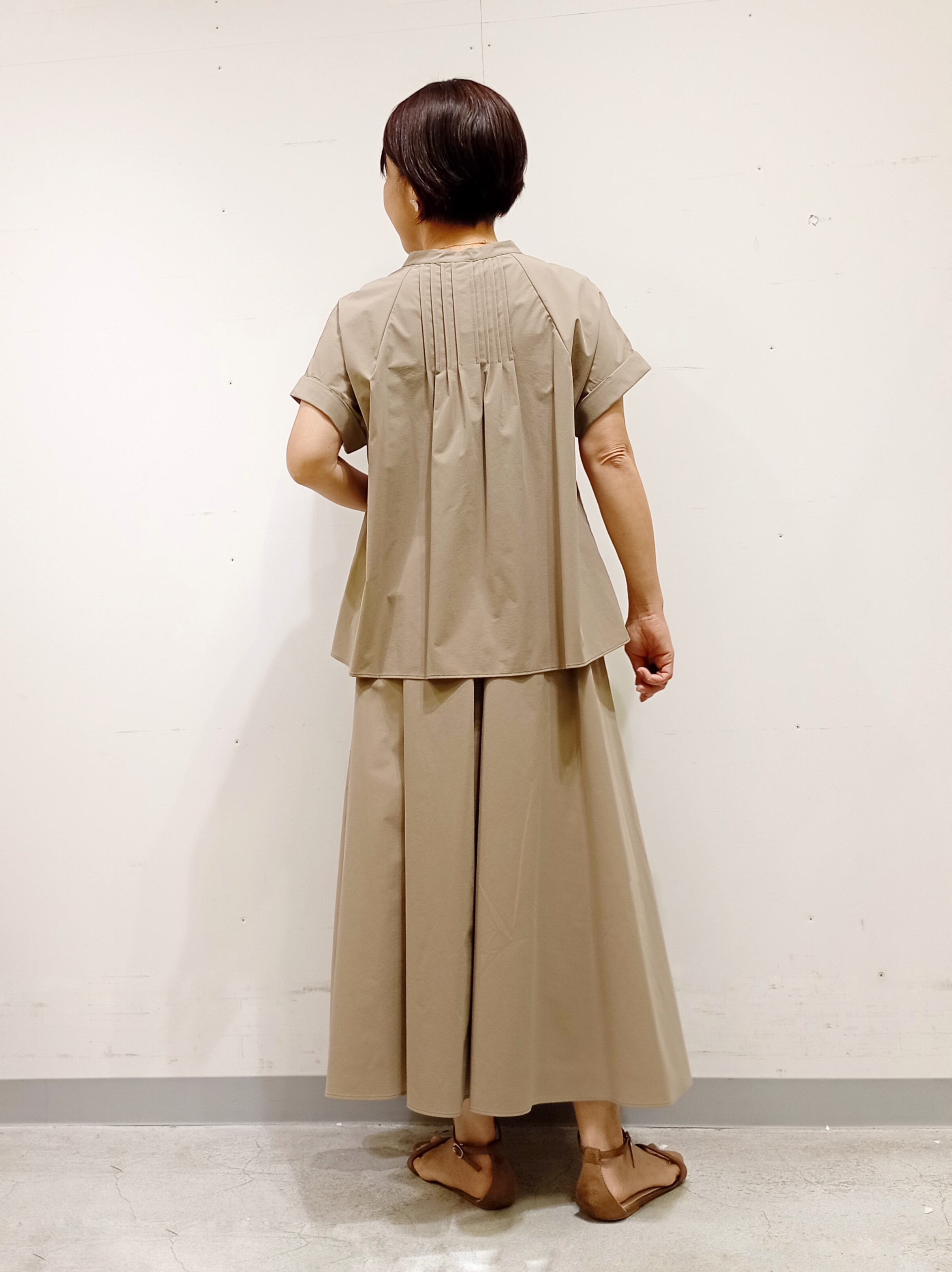 Kさんの「INDIVI｜【撥水／UVケア／SETUP可能】軽量タックスキッパーブラウス」を使ったコーディネート