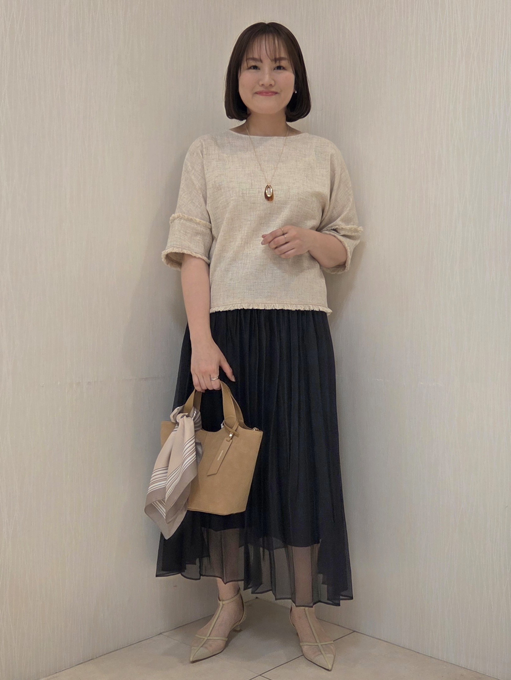 naokoさんの「UNTITLED｜◆ドライミックスツィードブラウス」を使ったコーディネート