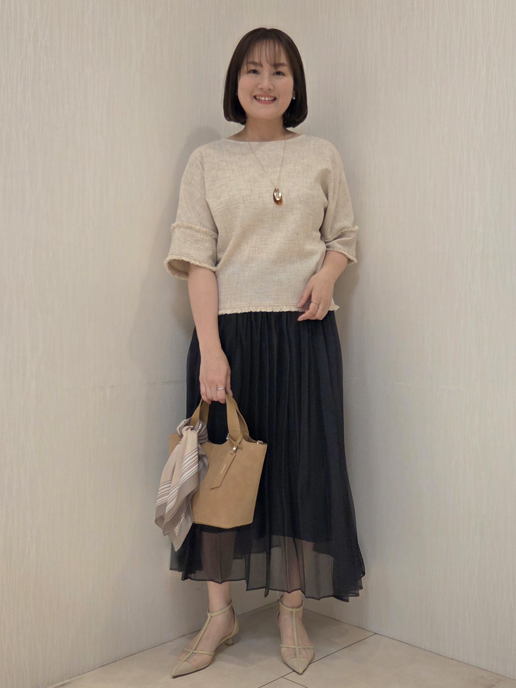 naokoさんの「UNTITLED｜◆ドライミックスツィードブラウス」を使ったコーディネート