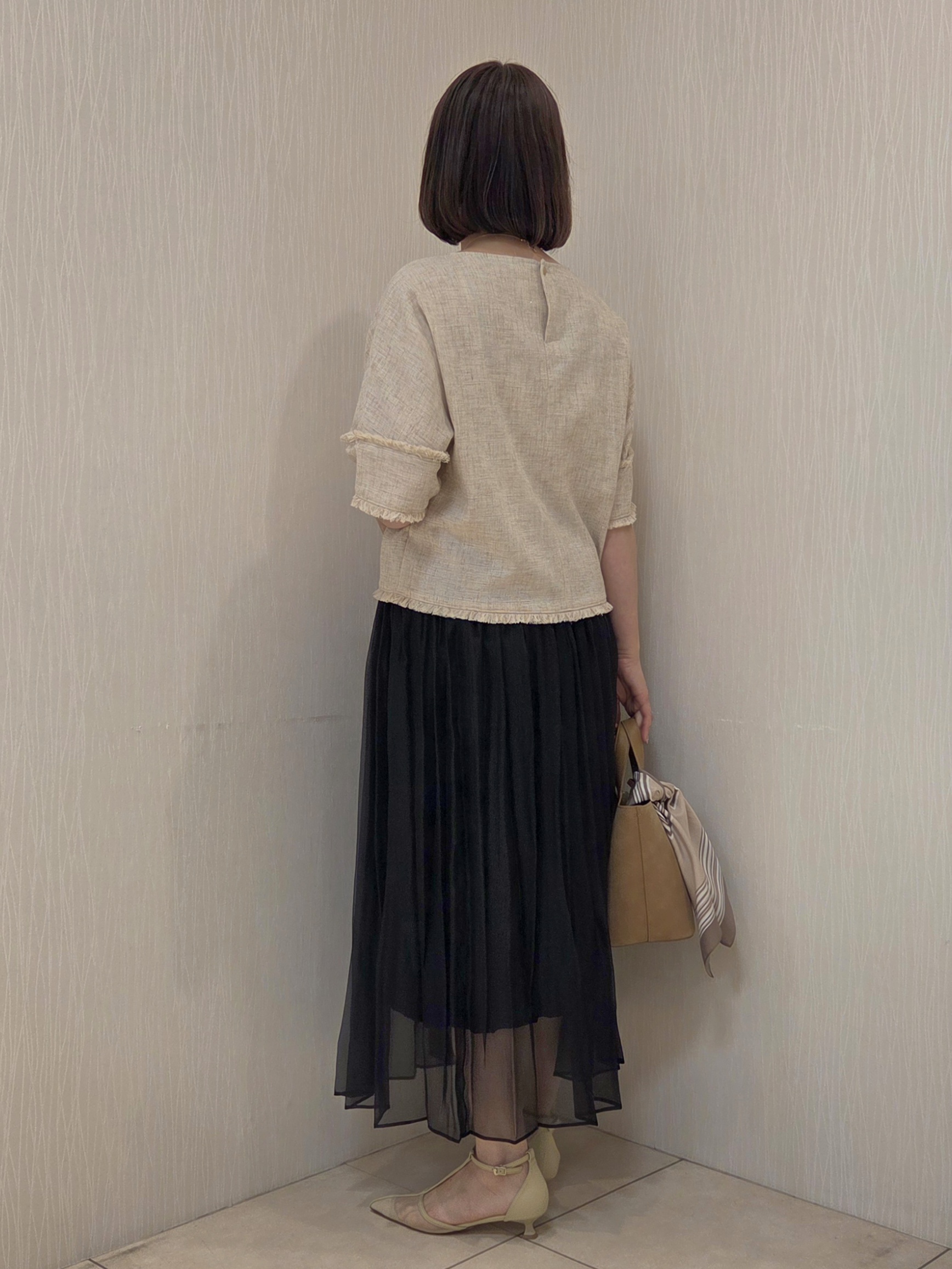 naokoさんの「UNTITLED｜◆ドライミックスツィードブラウス」を使ったコーディネート