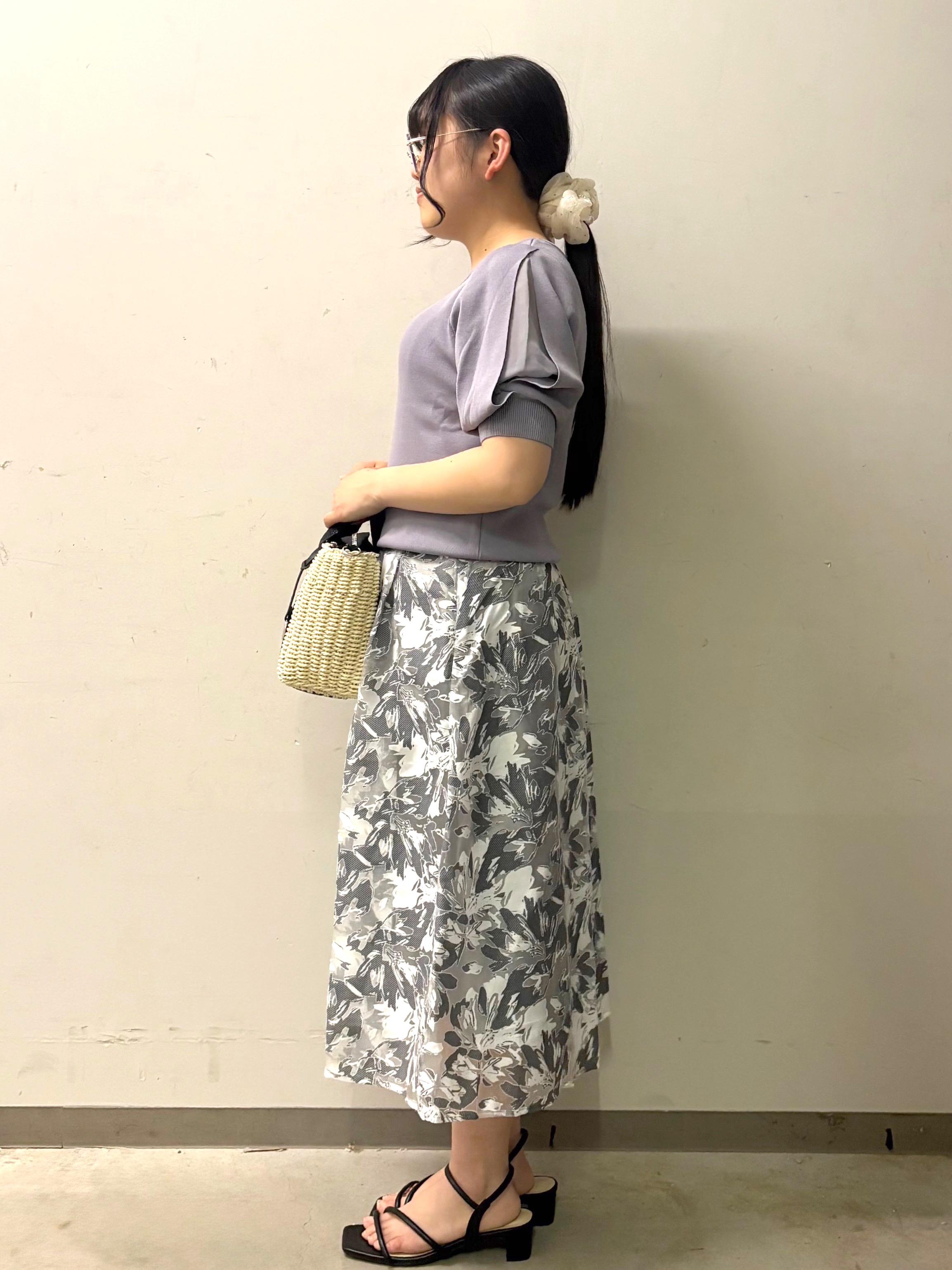 ころりさんの「OPAQUE.CLIP｜【接触冷感／UVケア】クールタッチラップスリーブニット《洗濯機OK／XS～3L／9col》」を使ったコーディネート