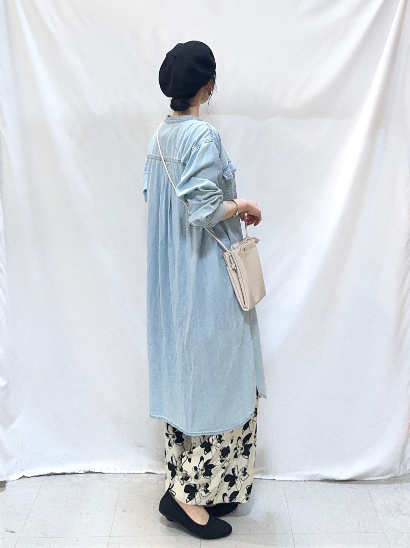 𝐇𝐢𝐫𝐨𝐦𝐢さんの「SHOO･LA･RUE｜【ネックアソート/洗濯機可】テレコ5分袖トップス」を使ったコーディネート