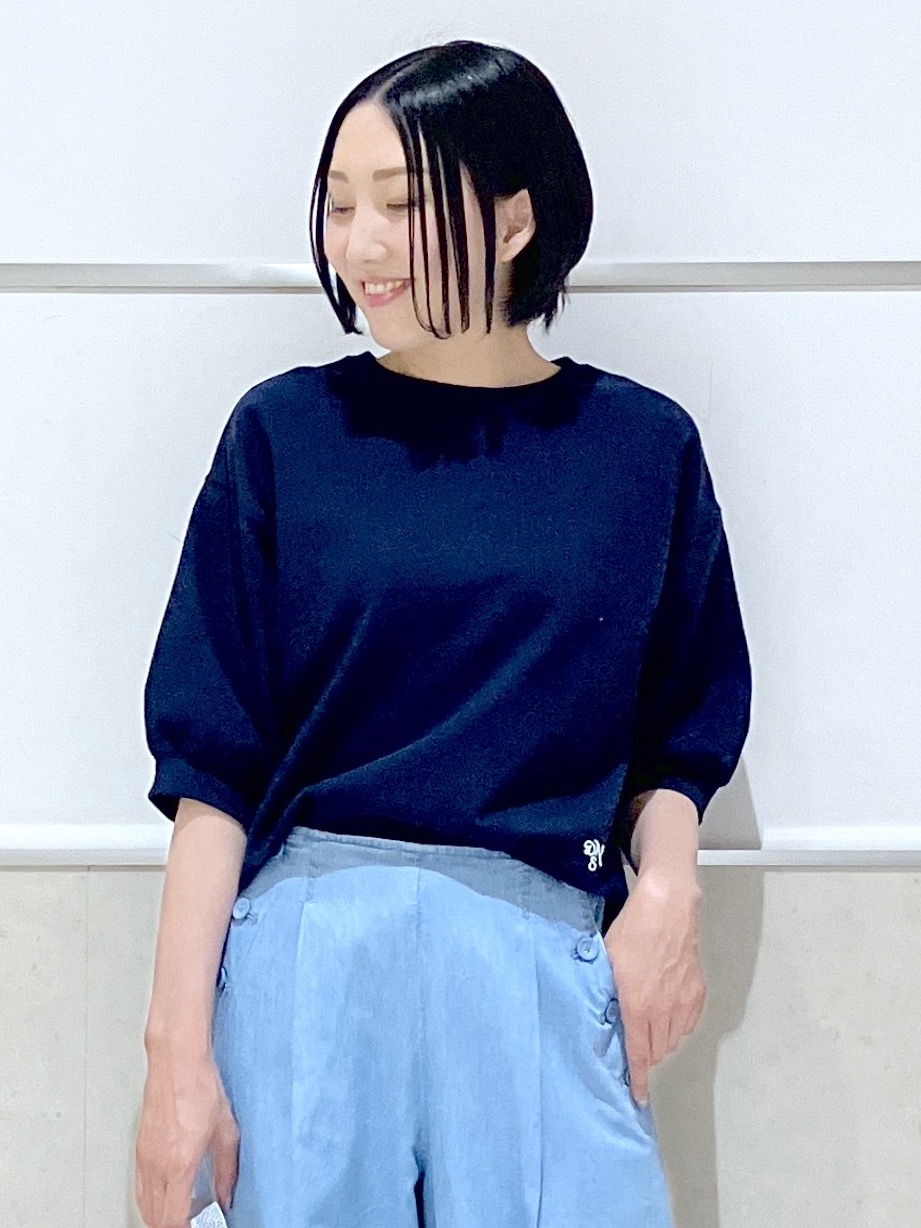 eriko さんの「Dessin｜【360度可愛い】バックヘンリーカットソー5分袖」を使ったコーディネート