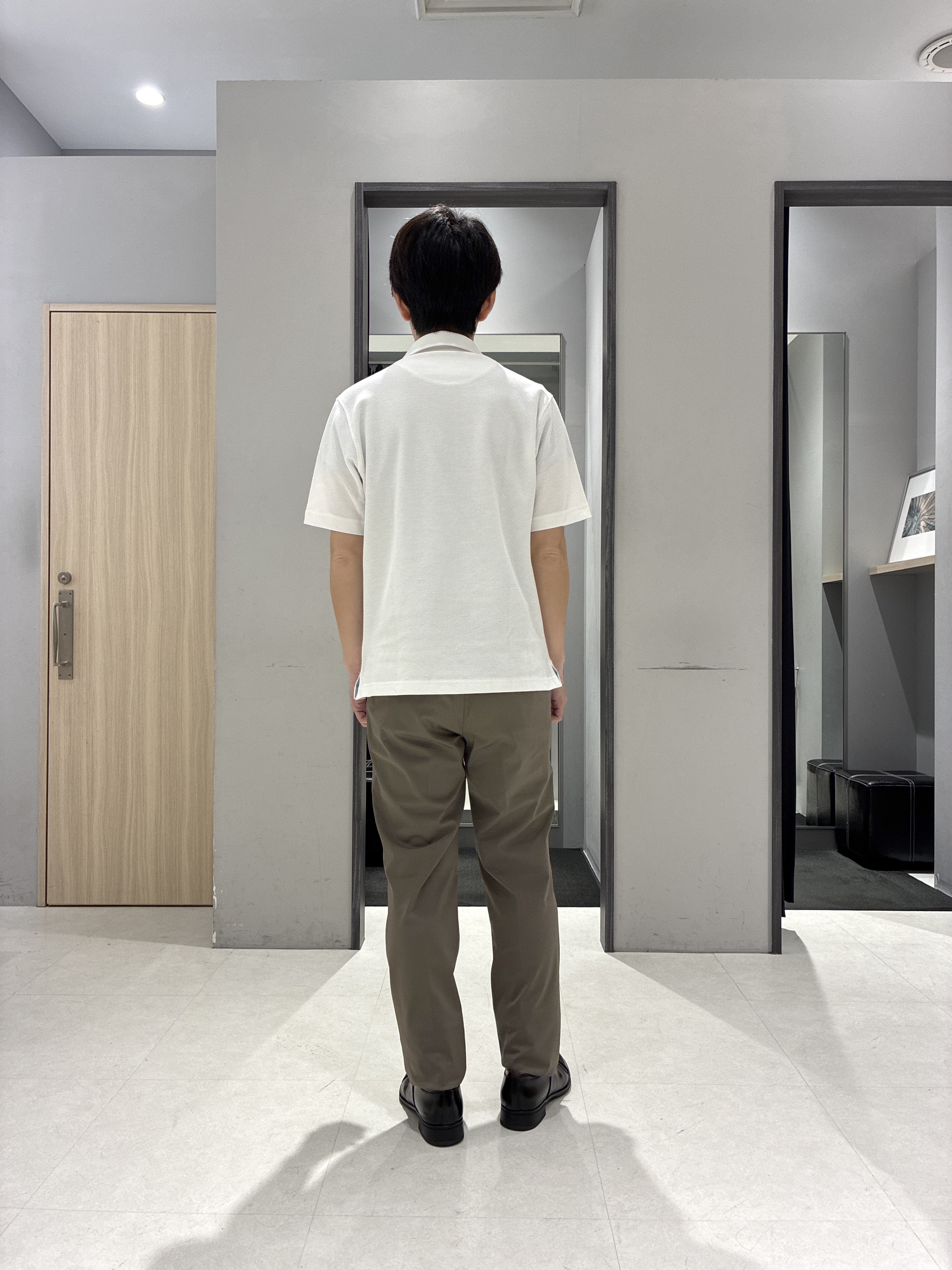 わいずみさんの「TAKEO KIKUCHI｜【360&deg;ストレッチ／軽量】None Of Stress ライト ジャケット（セットアップ対応）」を使ったコーディネート