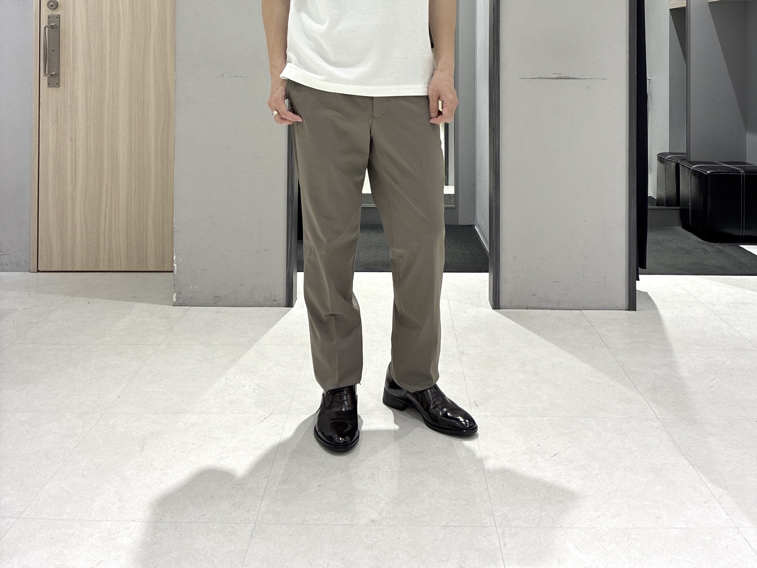 わいずみさんの「TAKEO KIKUCHI｜【360&deg;ストレッチ／軽量】None Of Stress ライト ジャケット（セットアップ対応）」を使ったコーディネート
