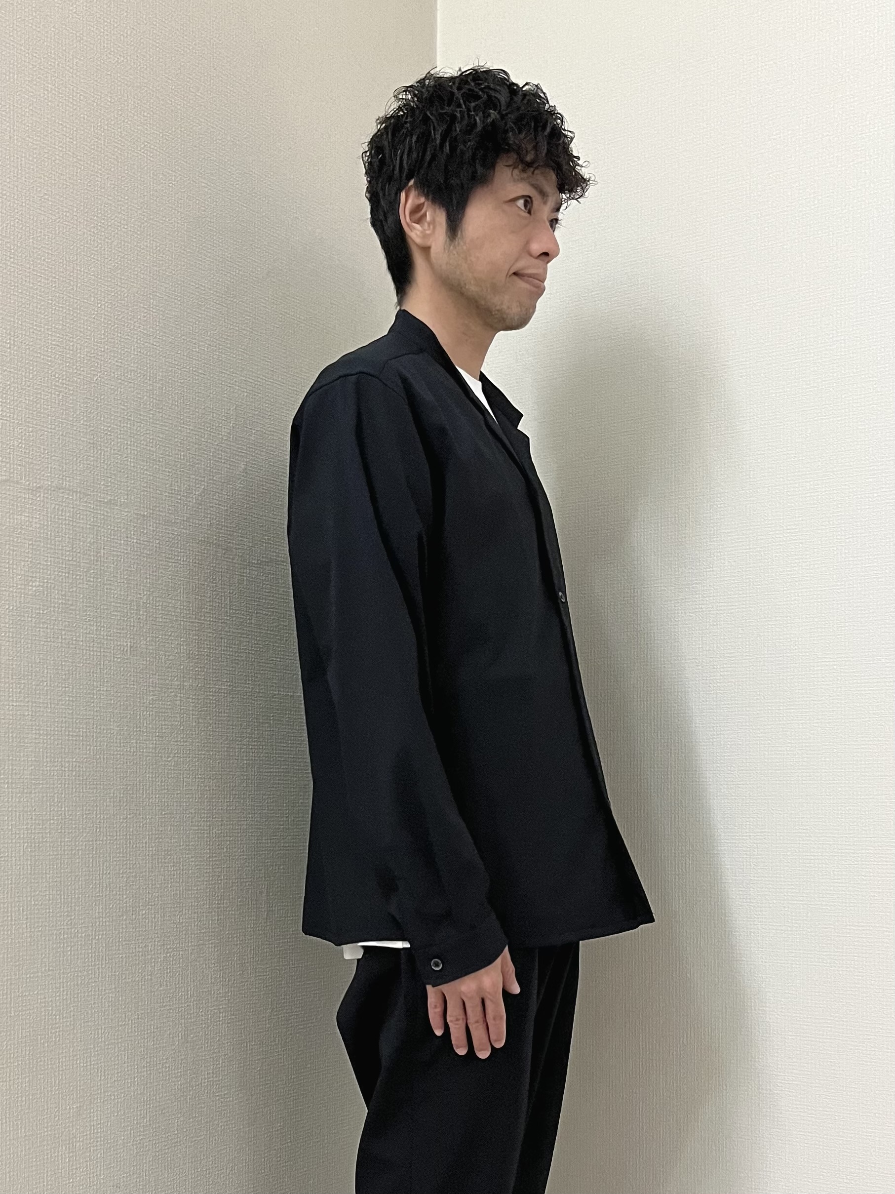 URAさんの「TAKEO KIKUCHI｜【撥水・洗える・シワになりにくい】 リランチェ（R） シャツ」を使ったコーディネート