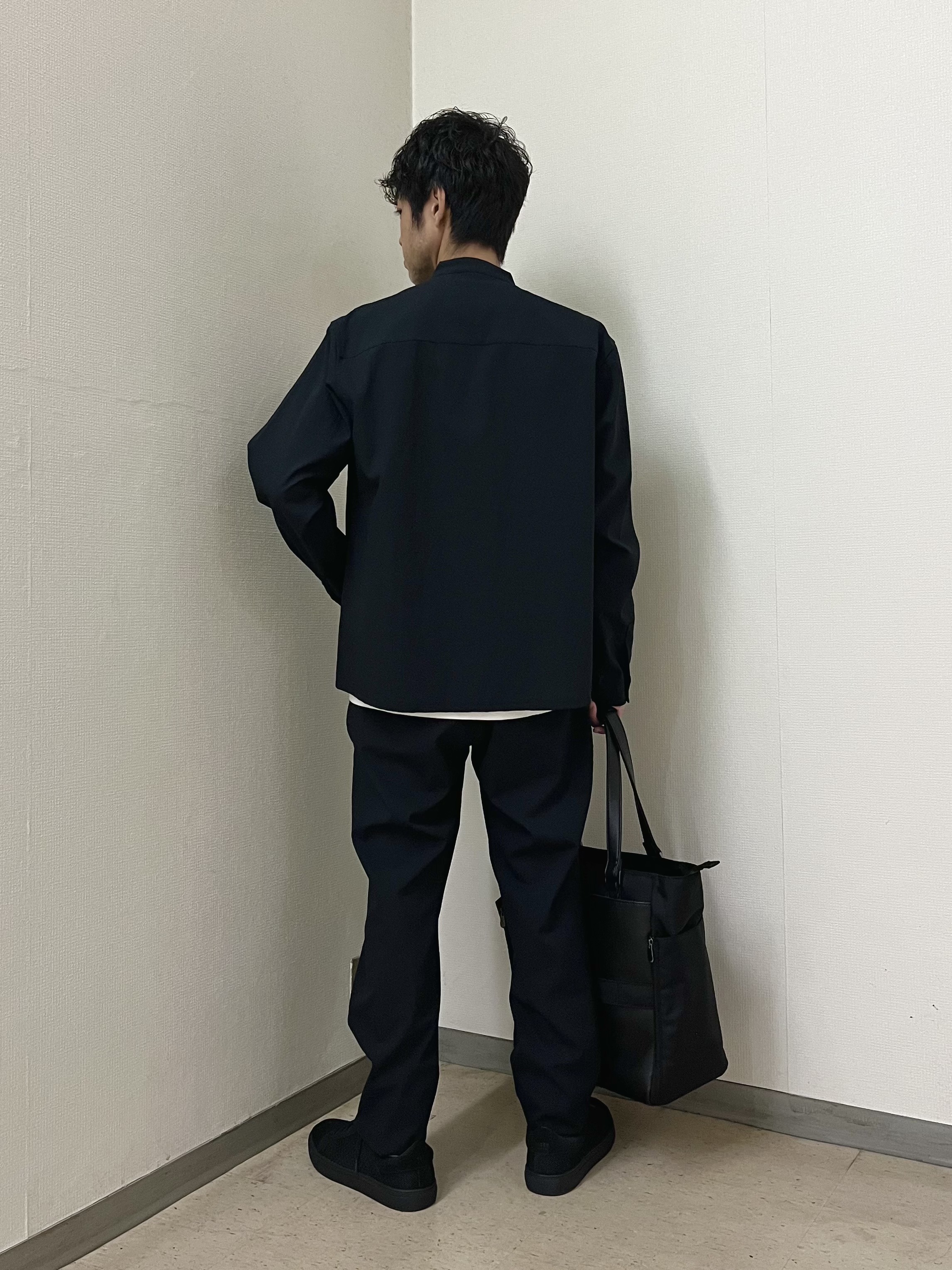 URAさんの「TAKEO KIKUCHI｜【撥水・洗える・シワになりにくい】 リランチェ（R） シャツ」を使ったコーディネート