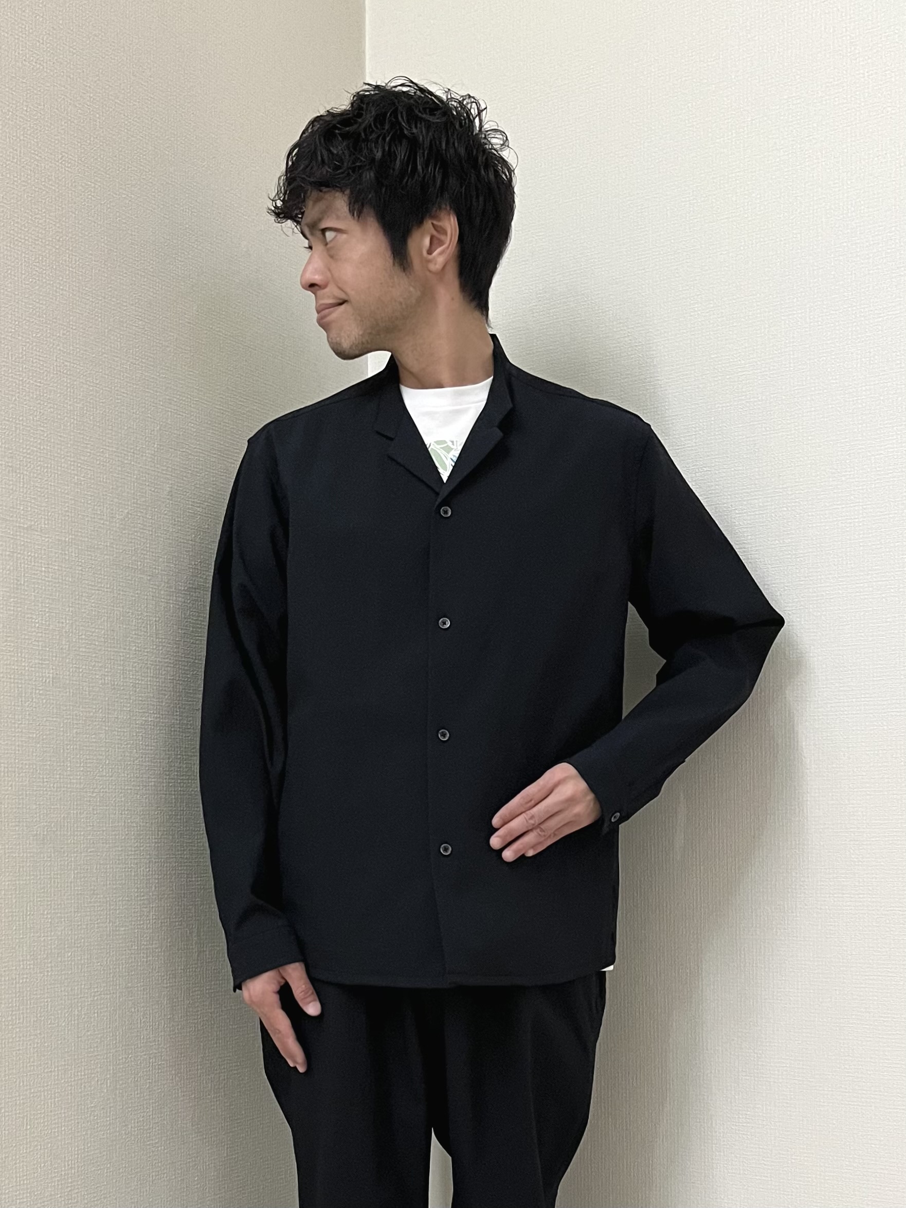 URAさんの「TAKEO KIKUCHI｜【撥水・洗える・シワになりにくい】 リランチェ（R） シャツ」を使ったコーディネート