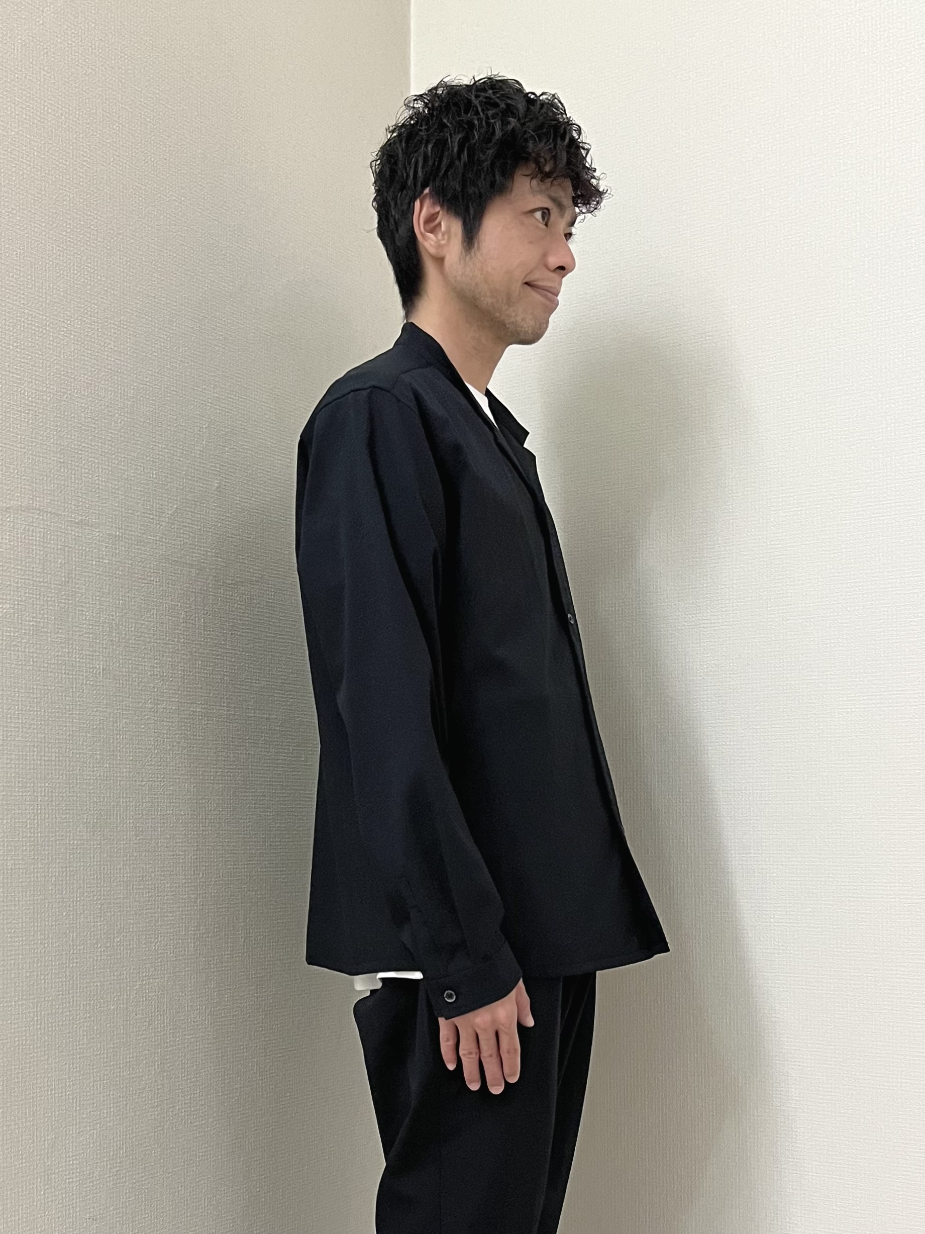 URAさんの「TAKEO KIKUCHI｜【撥水・洗える・シワになりにくい】 リランチェ（R） シャツ」を使ったコーディネート