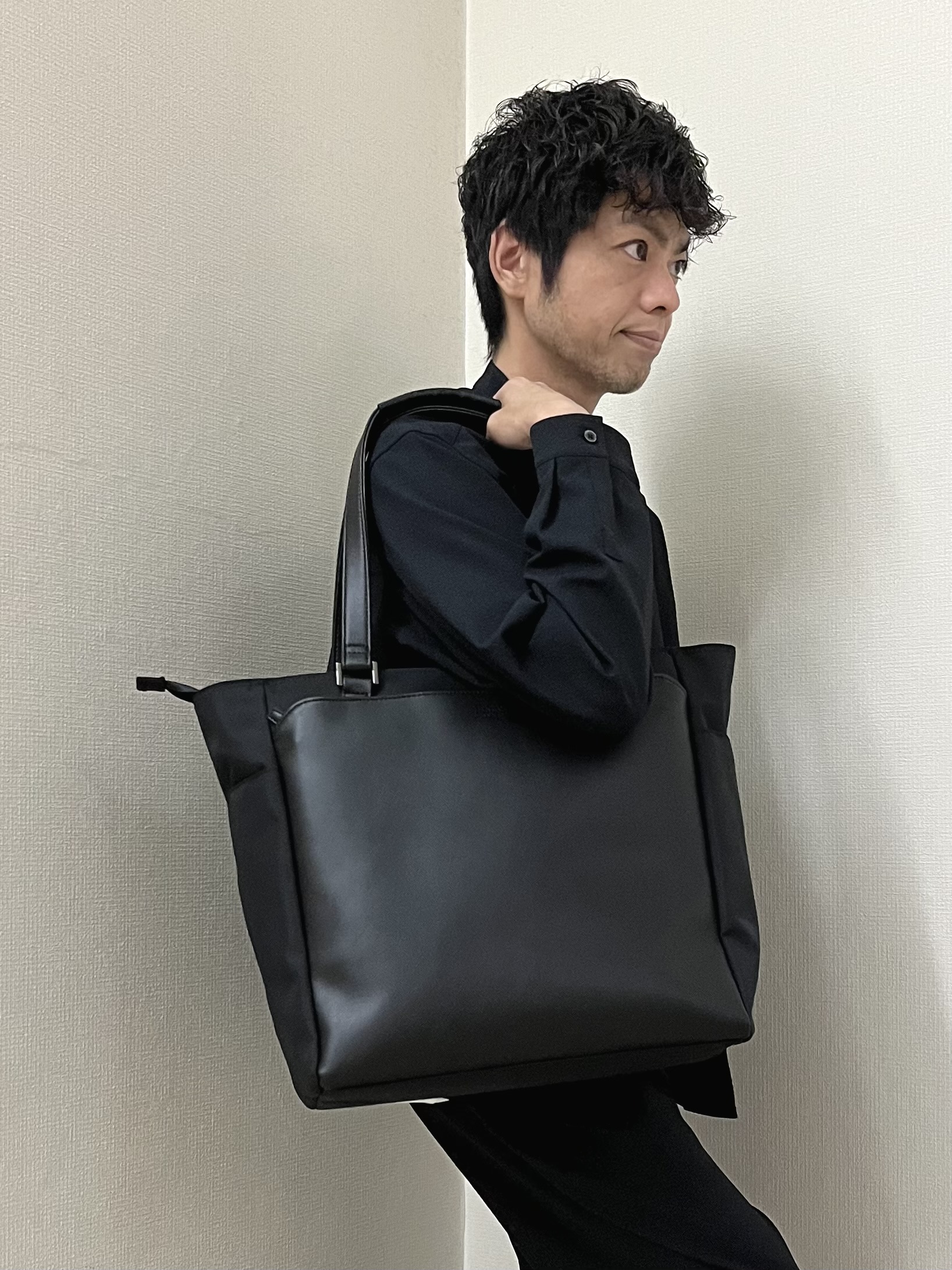 URAさんの「TAKEO KIKUCHI｜【撥水・洗える・シワになりにくい】 リランチェ（R） シャツ」を使ったコーディネート