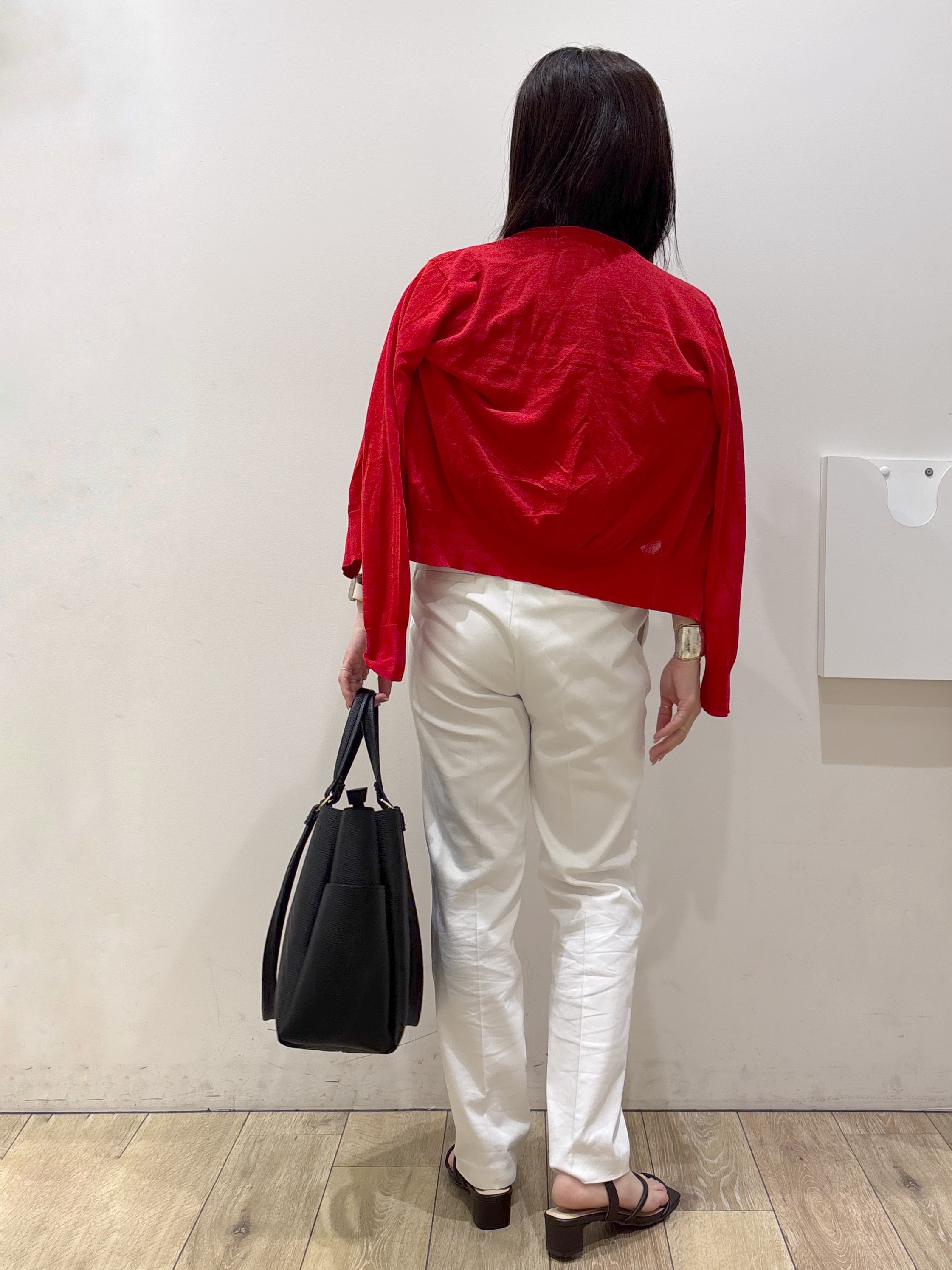 mameさんの「index｜【接触冷感】ビジューボタンカーディガン《抗ピリング／洗濯機OK》」を使ったコーディネート