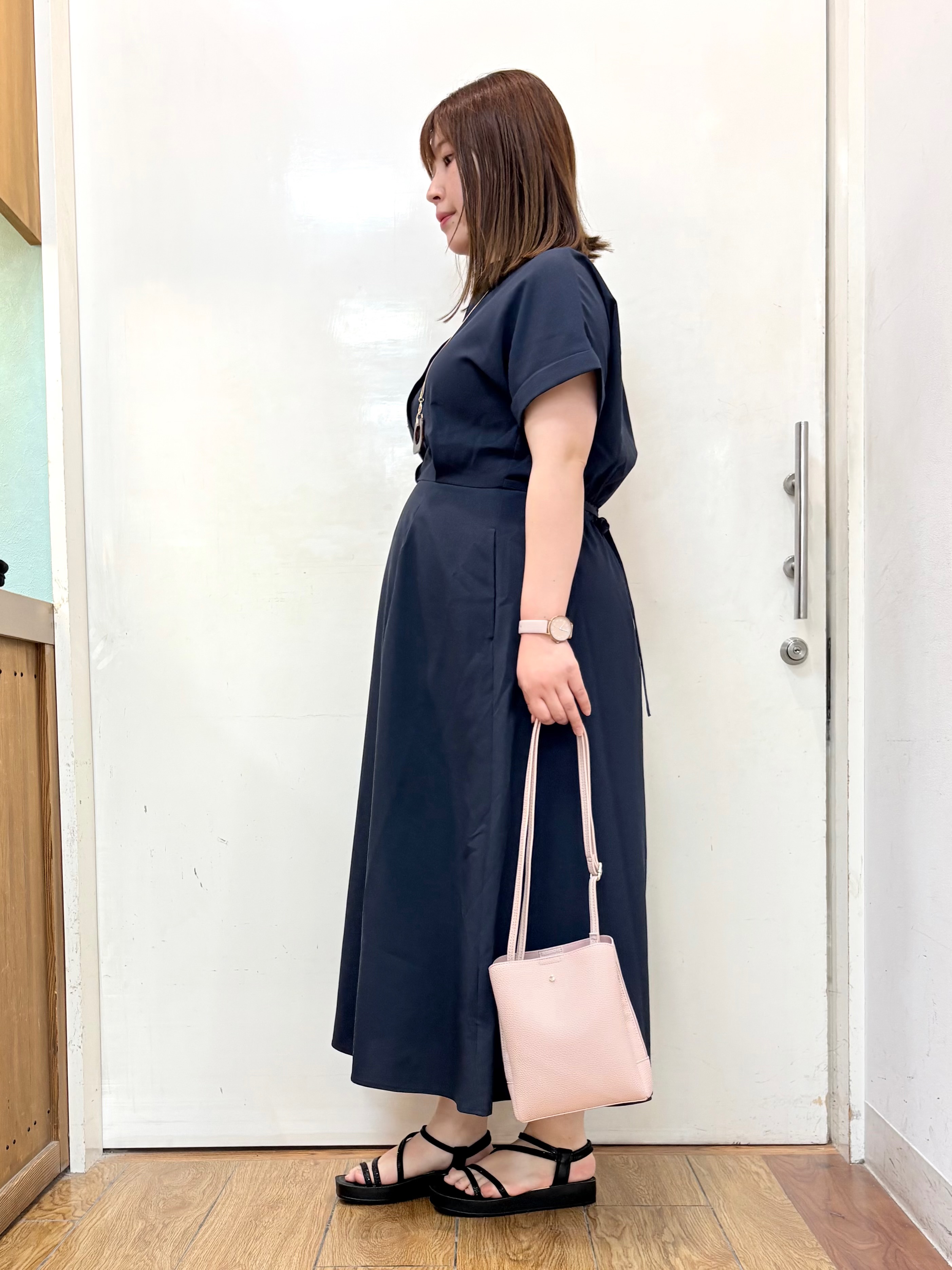 だいわさんの「SHOO･LA･RUE｜足元から華やぐ きらきらチューブサンダル」を使ったコーディネート