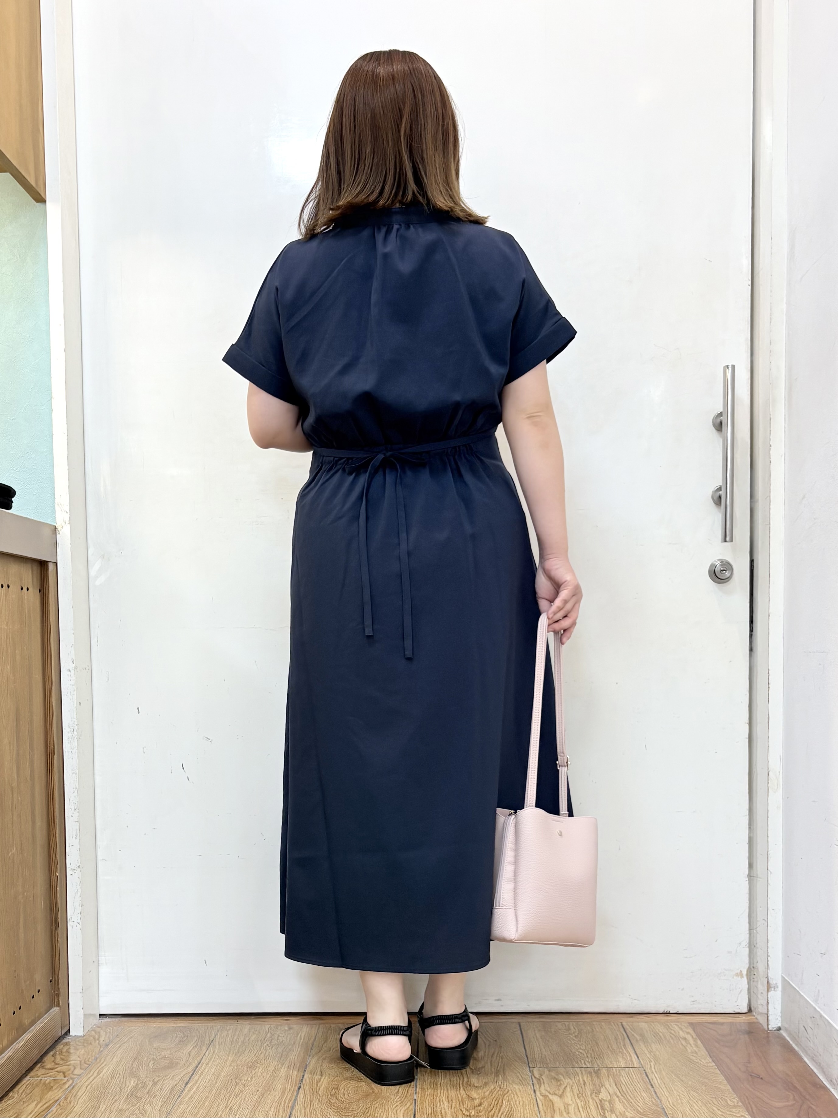 だいわさんの「SHOO･LA･RUE｜足元から華やぐ きらきらチューブサンダル」を使ったコーディネート